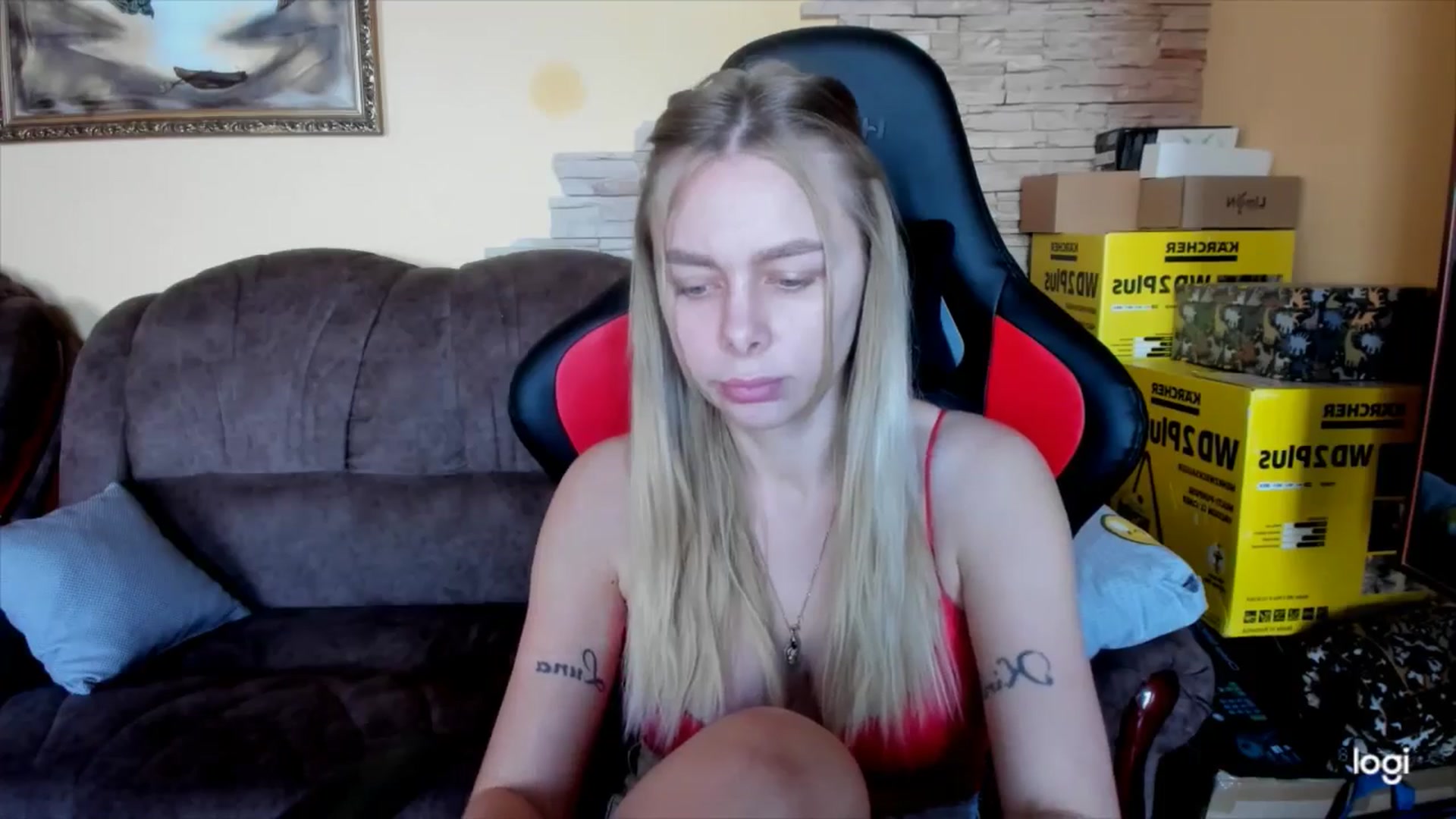 Gallery image thumbnail from YourPupsik's myfreecams stream on, 12/14/2024, 11:59 image 6 of 20