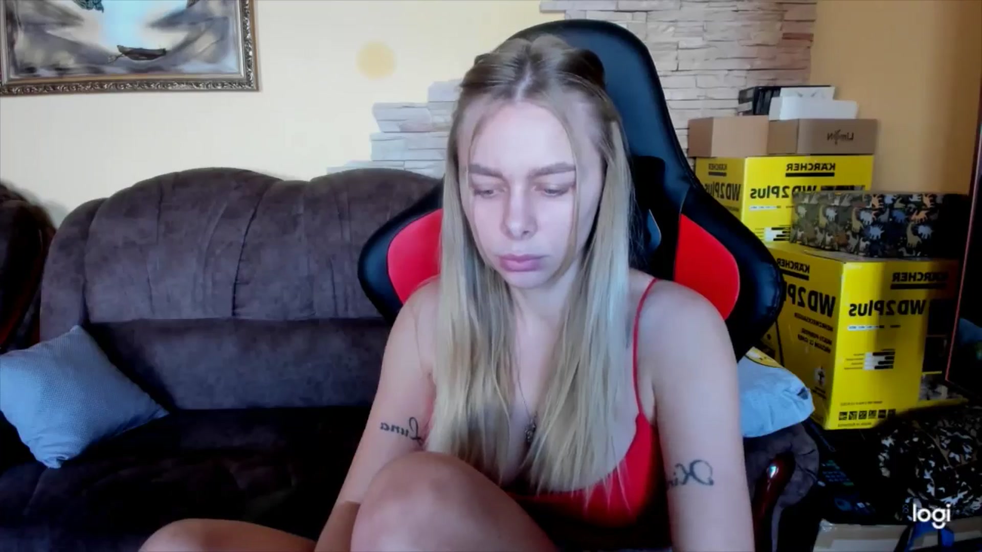 Gallery image thumbnail from YourPupsik's myfreecams stream on, 12/14/2024, 11:59 image 12 of 20
