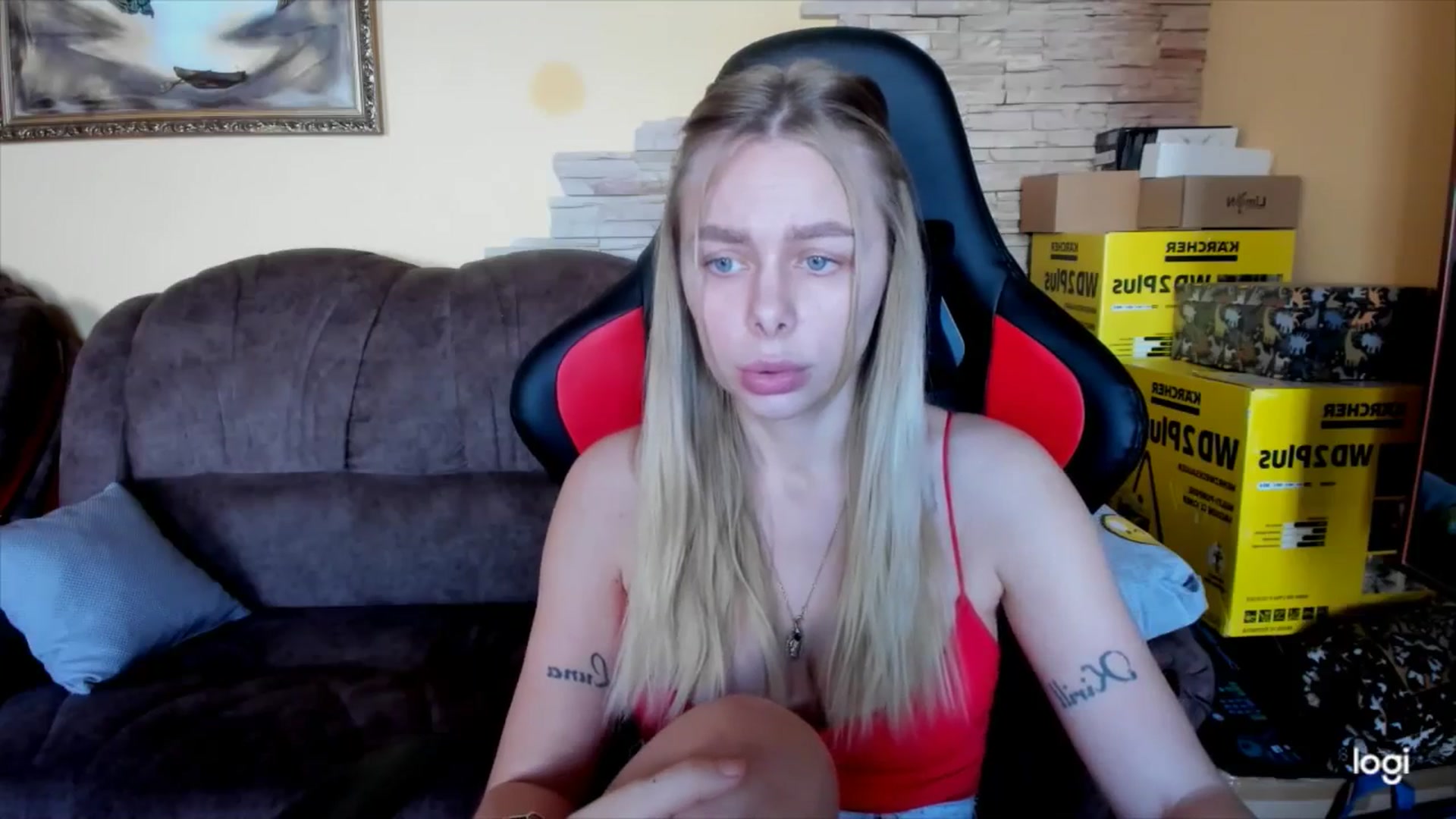 Gallery image thumbnail from YourPupsik's myfreecams stream on, 12/14/2024, 11:59 image 8 of 20