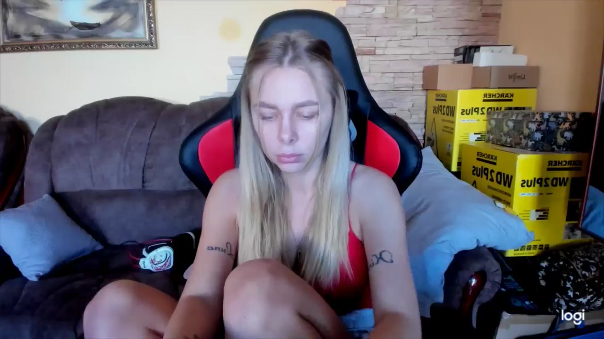 Gallery image thumbnail from YourPupsik's myfreecams stream on, 12/14/2024, 13:21 image 7 of 20