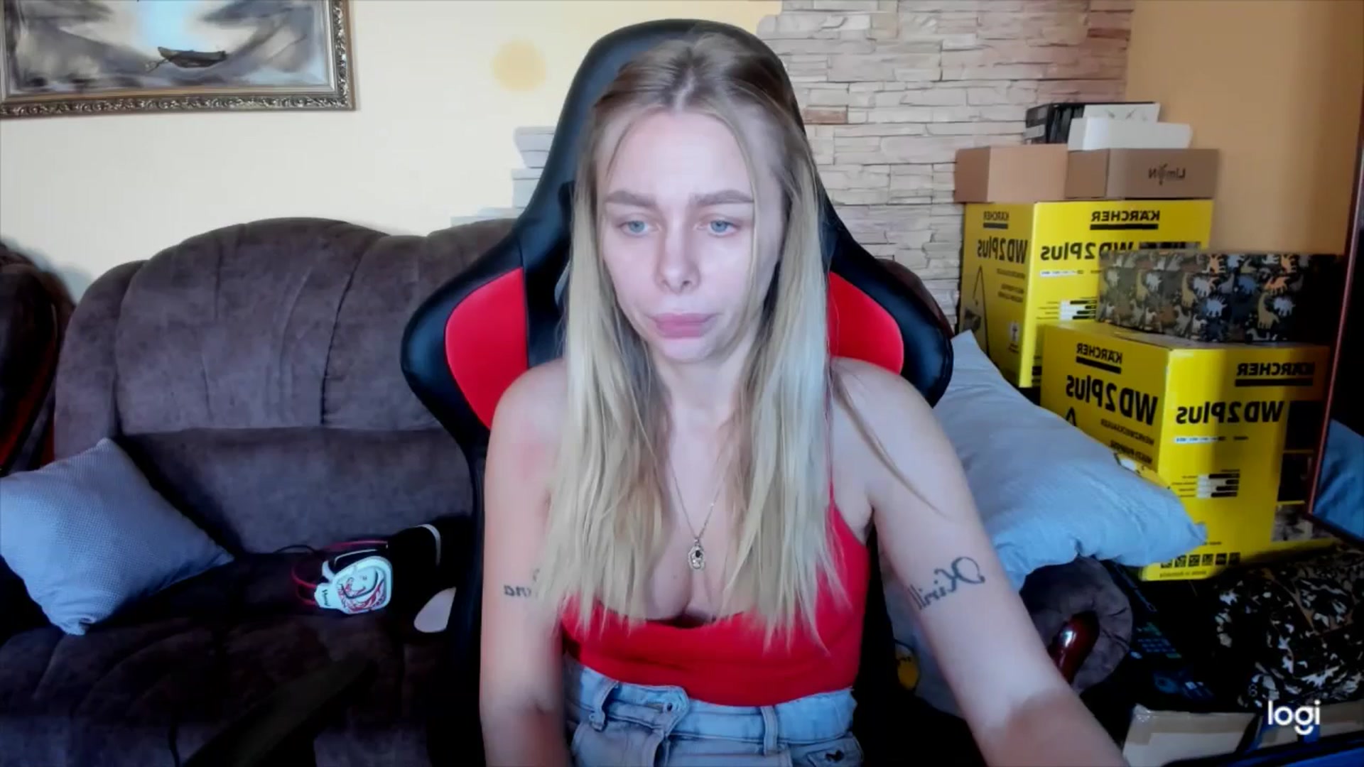 Gallery image thumbnail from YourPupsik's myfreecams stream on, 12/14/2024, 13:21 image 2 of 20
