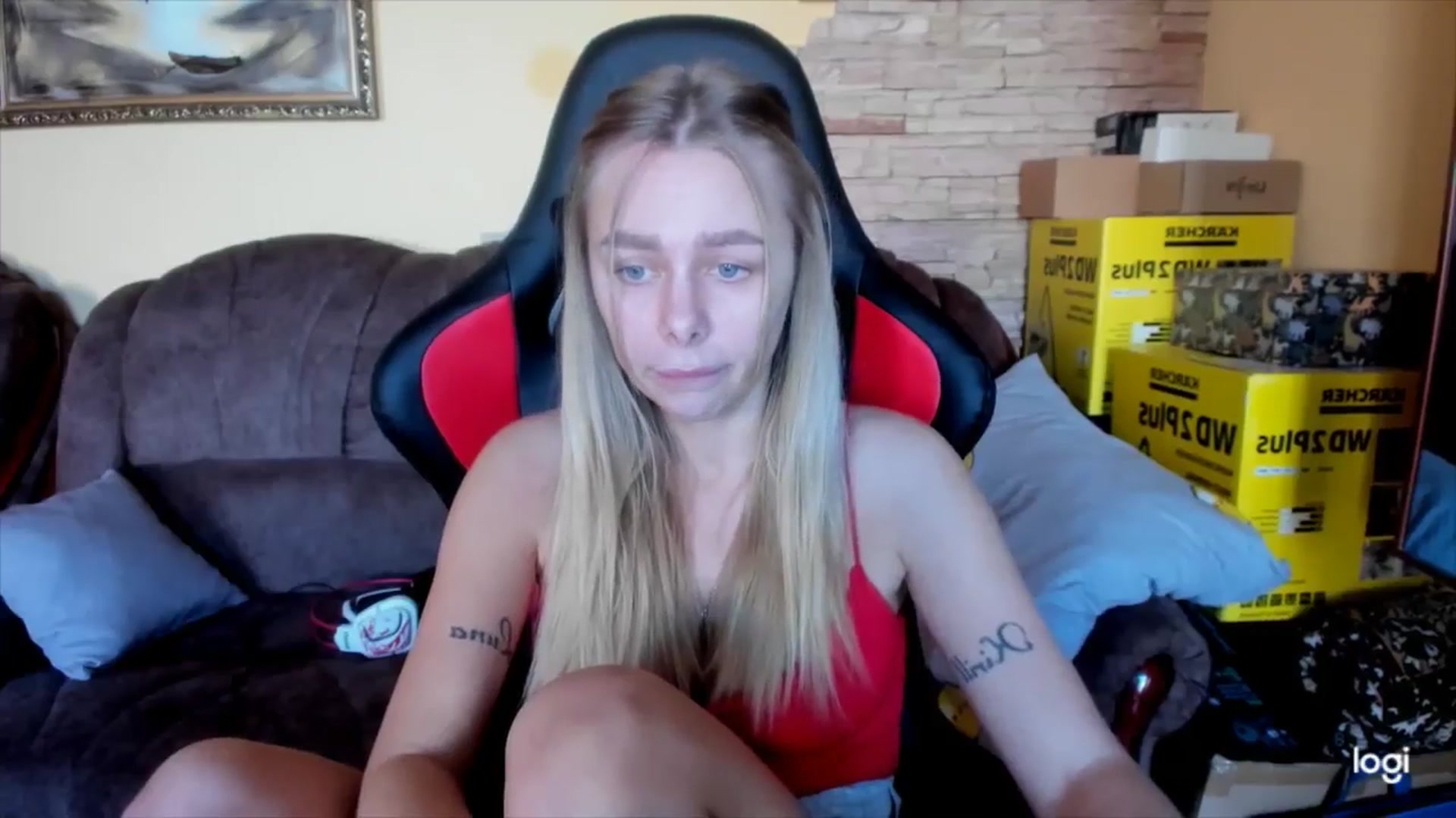 Gallery image thumbnail from YourPupsik's myfreecams stream on, 12/14/2024, 13:21 image 9 of 20