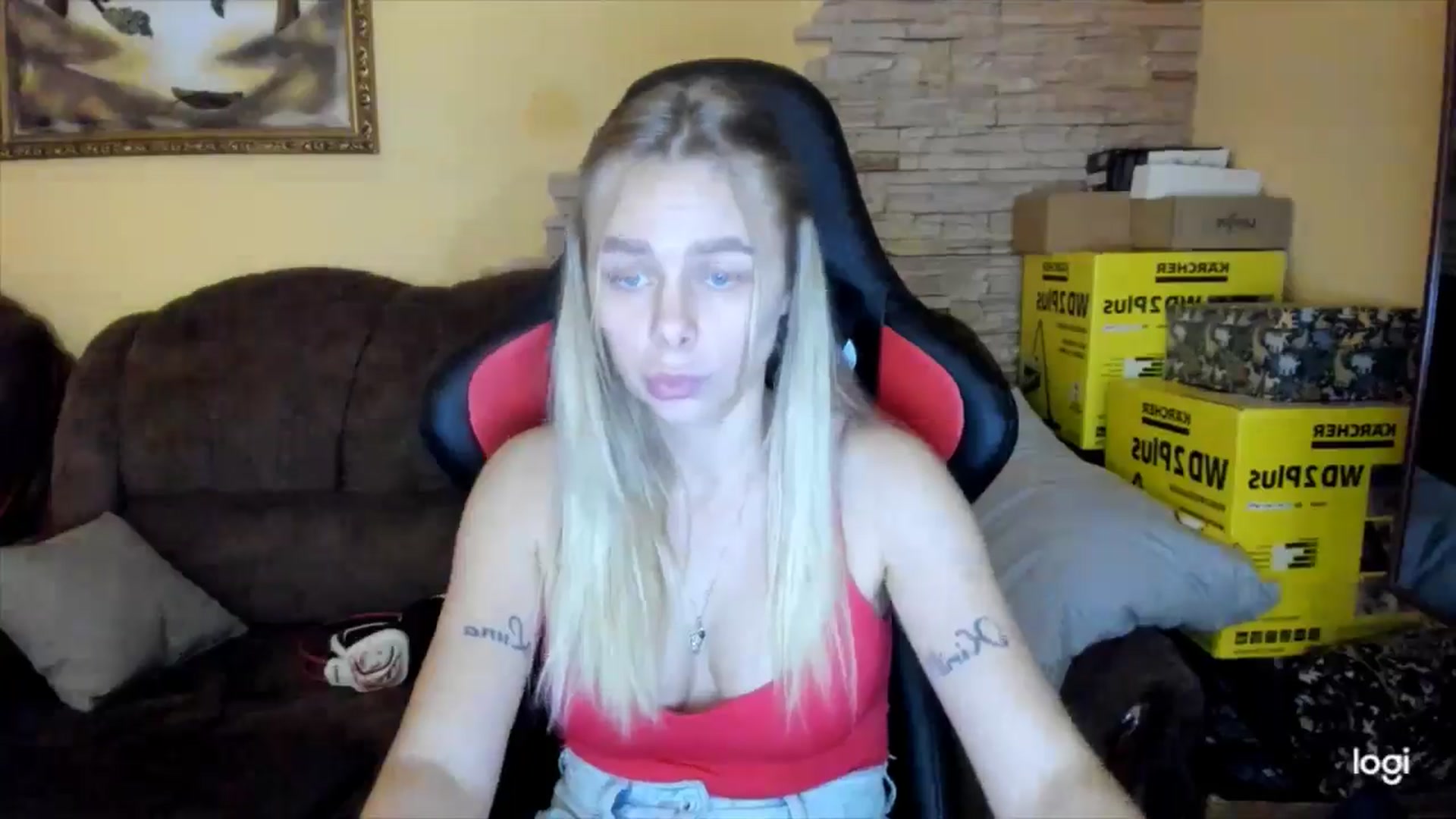 Gallery image thumbnail from YourPupsik's myfreecams stream on, 12/14/2024, 14:46 image 7 of 20