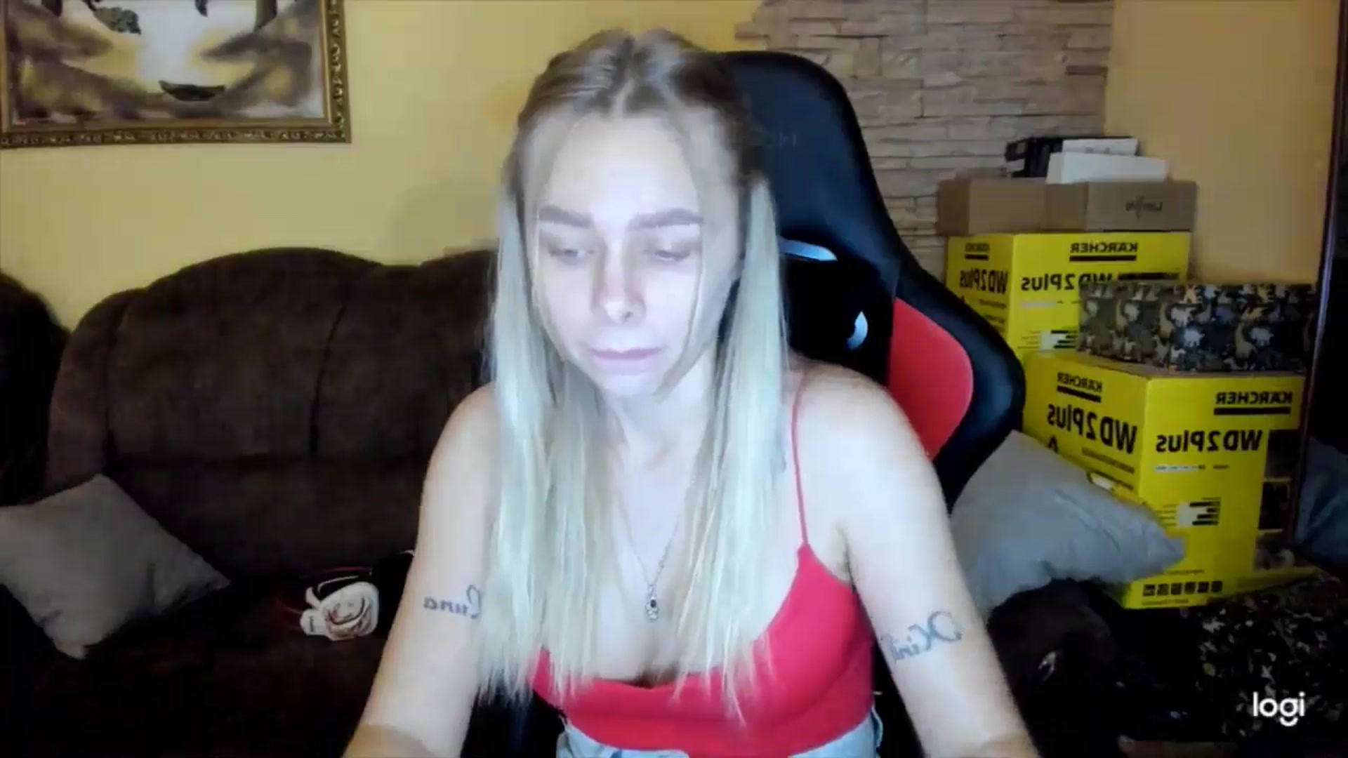 Gallery image thumbnail from YourPupsik's myfreecams stream on, 12/14/2024, 14:46 image 13 of 20