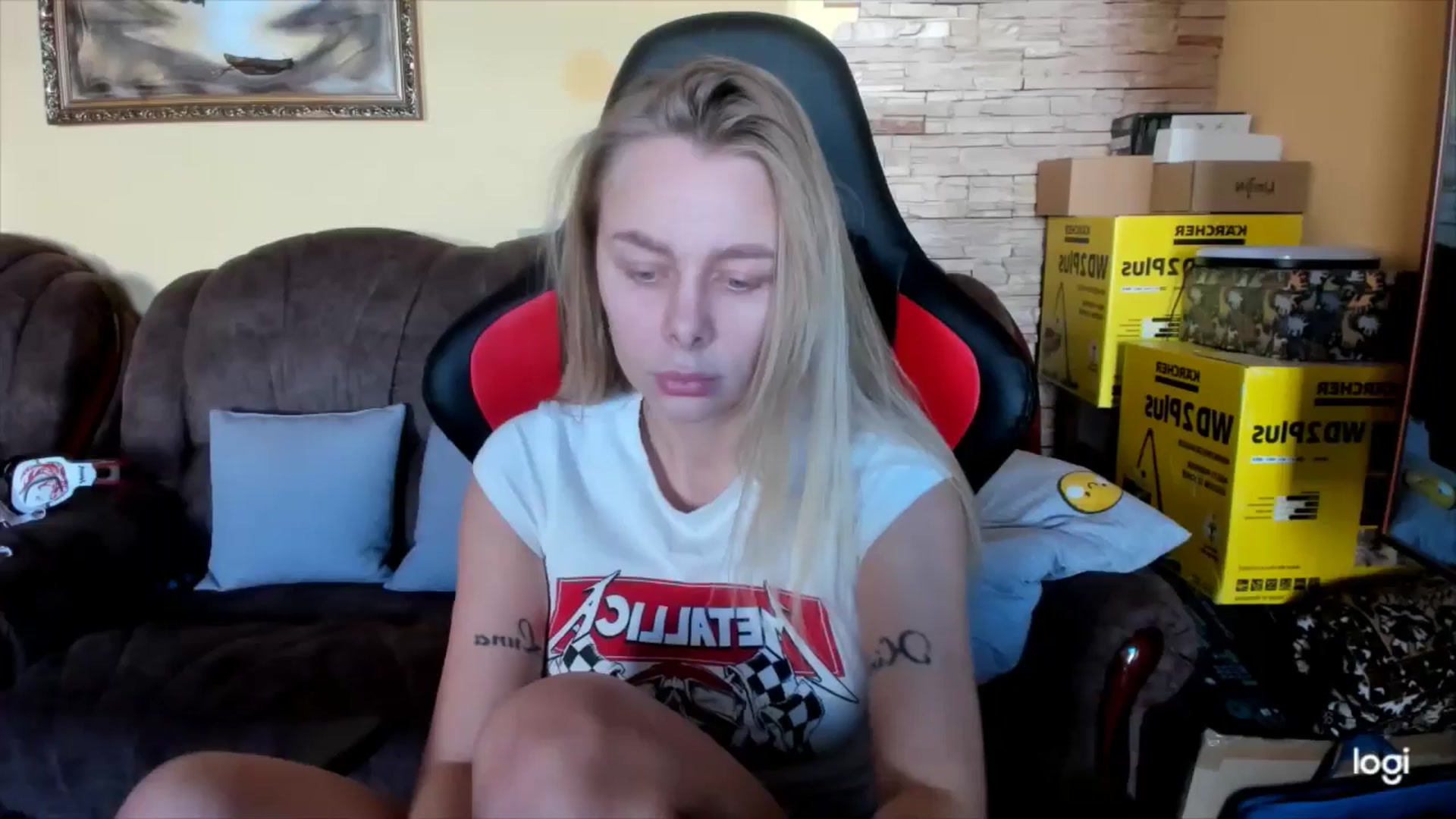 Gallery image thumbnail from YourPupsik's myfreecams stream on, 12/19/2024, 09:49 image 7 of 20