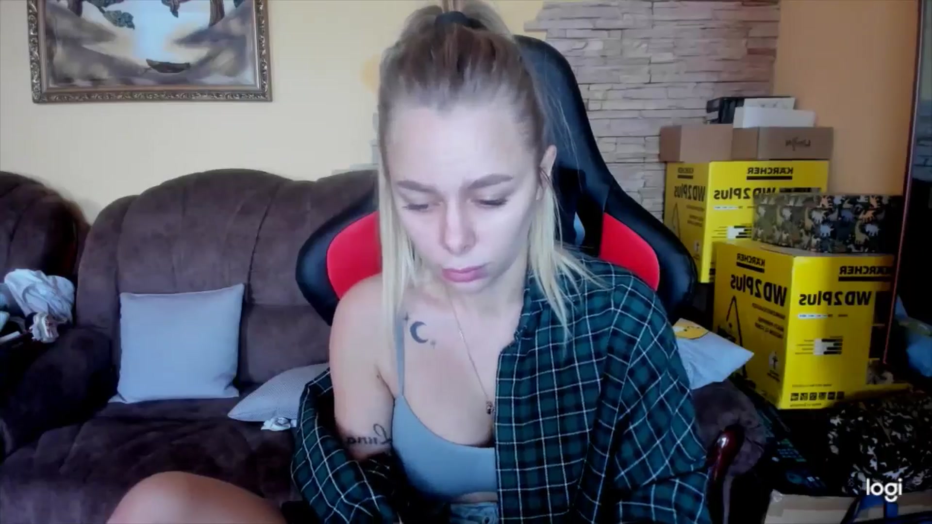 Gallery image thumbnail from YourPupsik's myfreecams stream on, 12/20/2024, 09:16 image 6 of 20