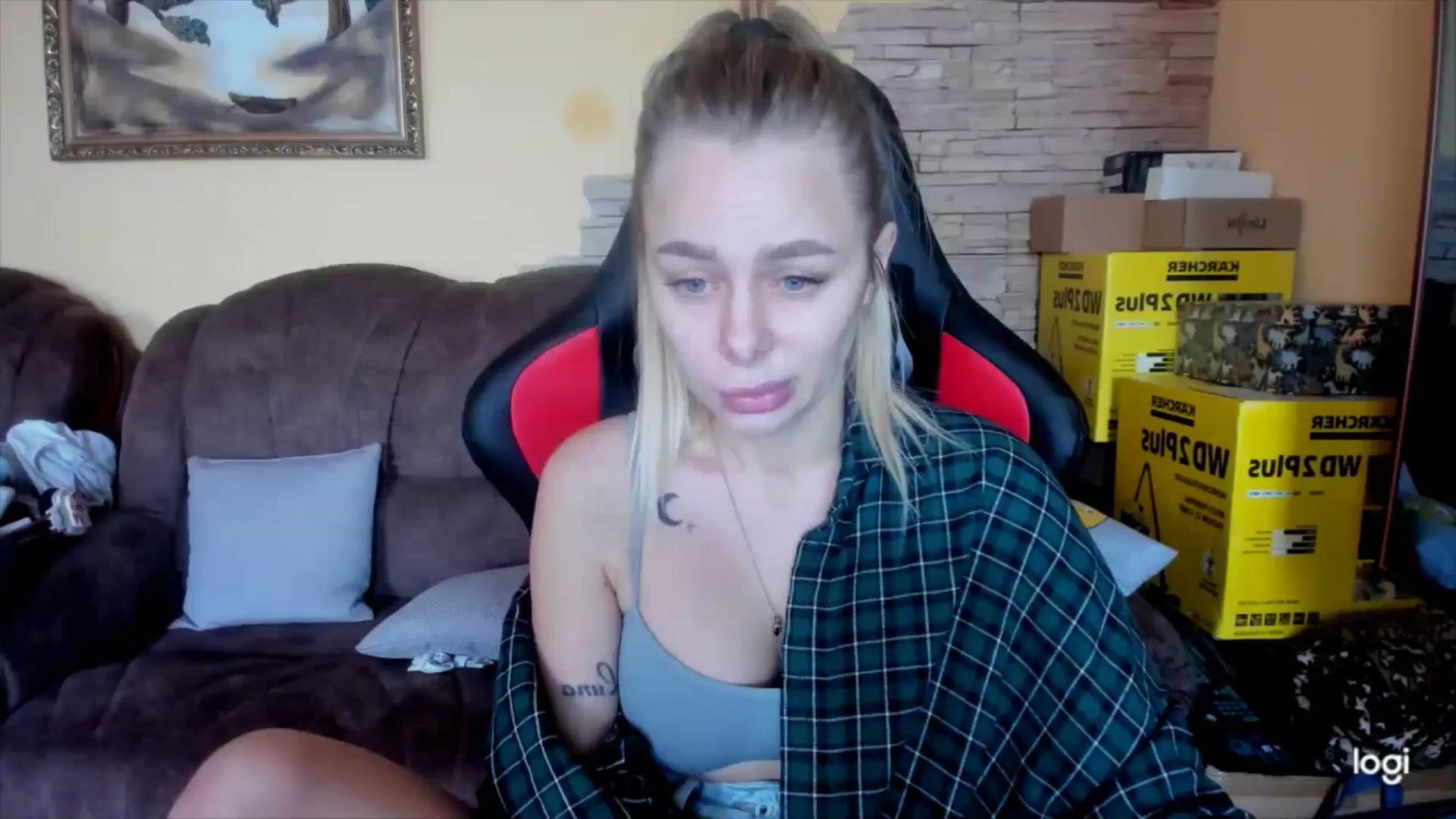 Gallery image thumbnail from YourPupsik's myfreecams stream on, 12/20/2024, 09:16 image 7 of 20