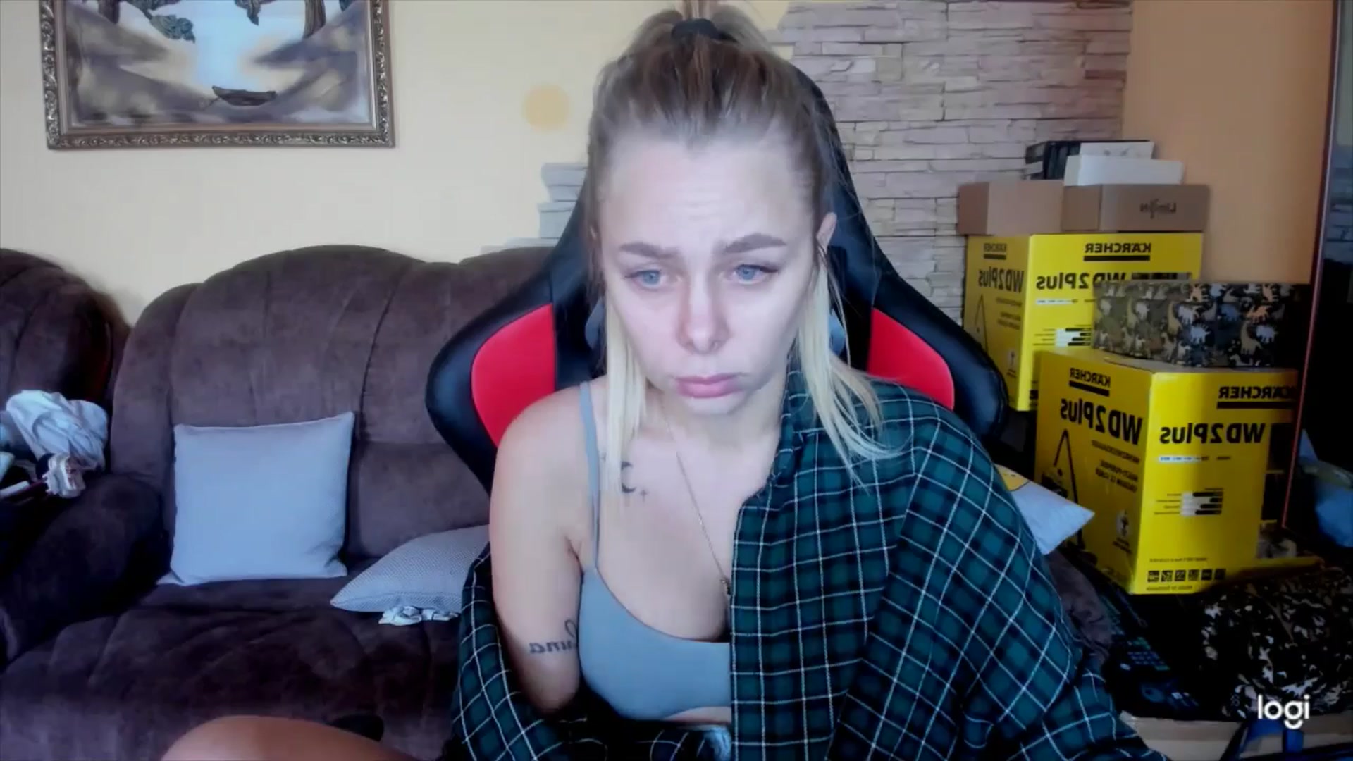 Gallery image thumbnail from YourPupsik's myfreecams stream on, 12/20/2024, 09:16 image 3 of 20