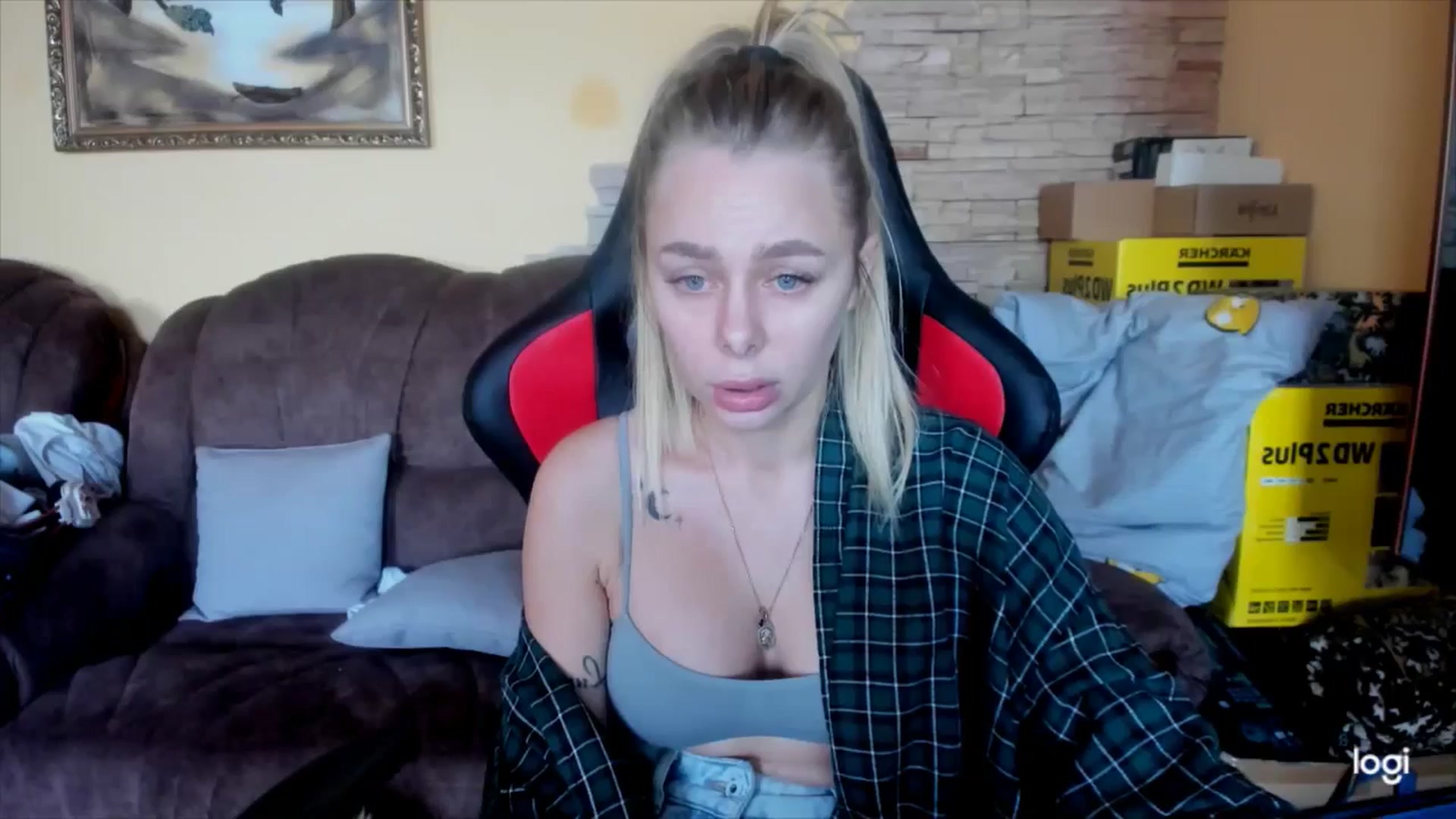 Gallery image thumbnail from YourPupsik's myfreecams stream on, 12/20/2024, 10:36 image 3 of 20