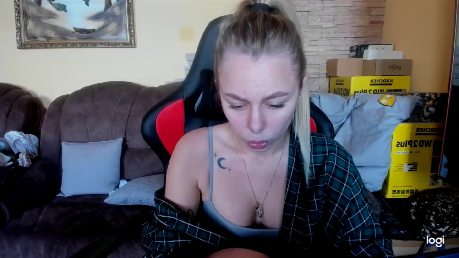 Gallery image thumbnail from YourPupsik's myfreecams stream on, 12/20/2024, 10:36 image 13 of 20