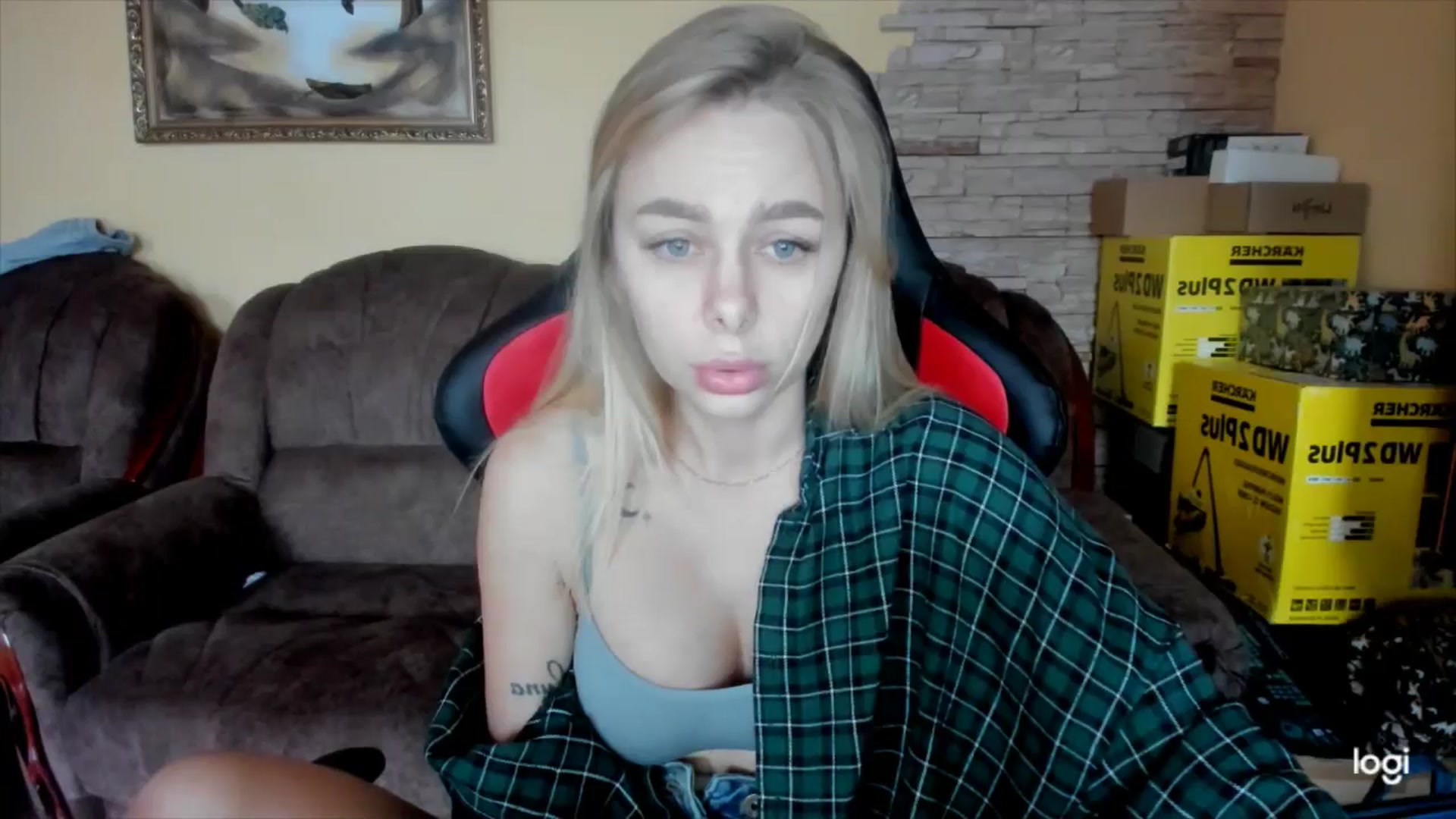 Gallery image thumbnail from YourPupsik's myfreecams stream on, 12/21/2024, 10:51 image 3 of 20