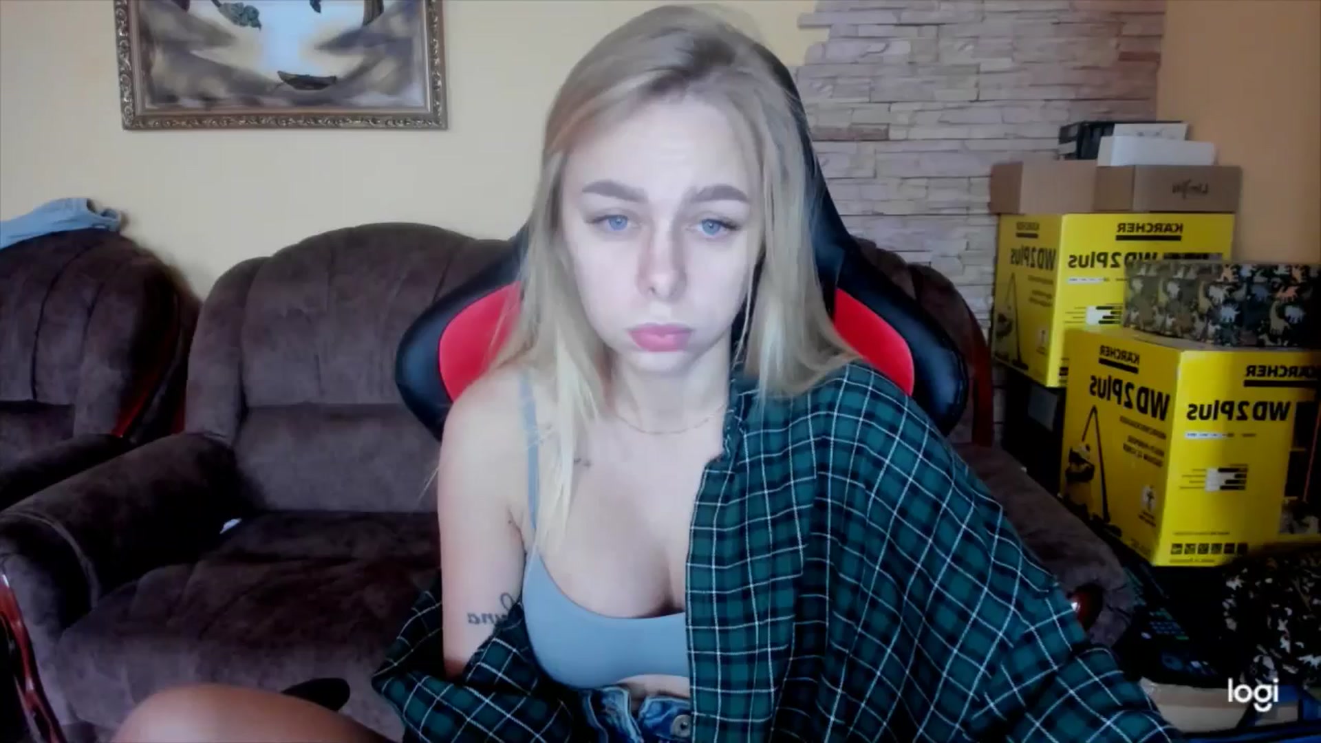Gallery image thumbnail from YourPupsik's myfreecams stream on, 12/21/2024, 10:51 image 5 of 20