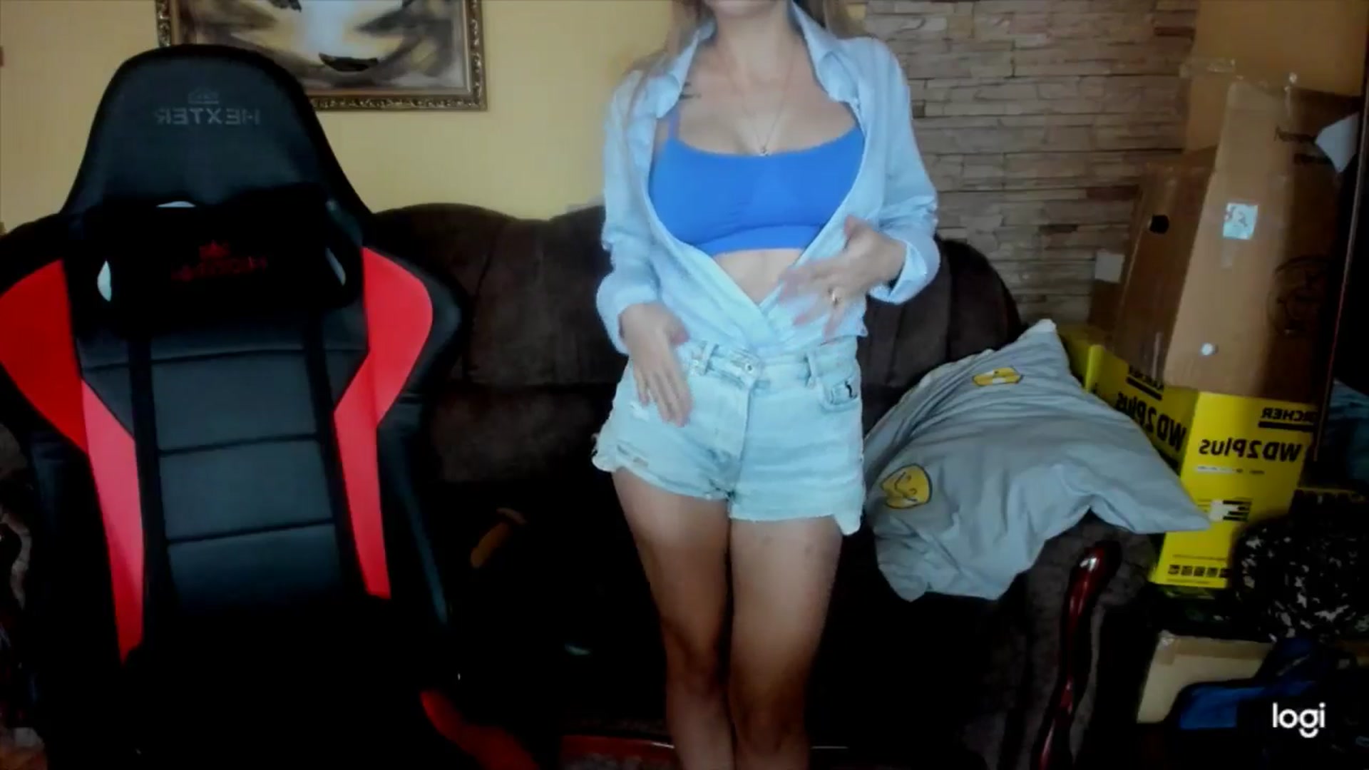 Gallery image thumbnail from YourPupsik's myfreecams stream on, 12/23/2024, 11:39 image 20 of 20
