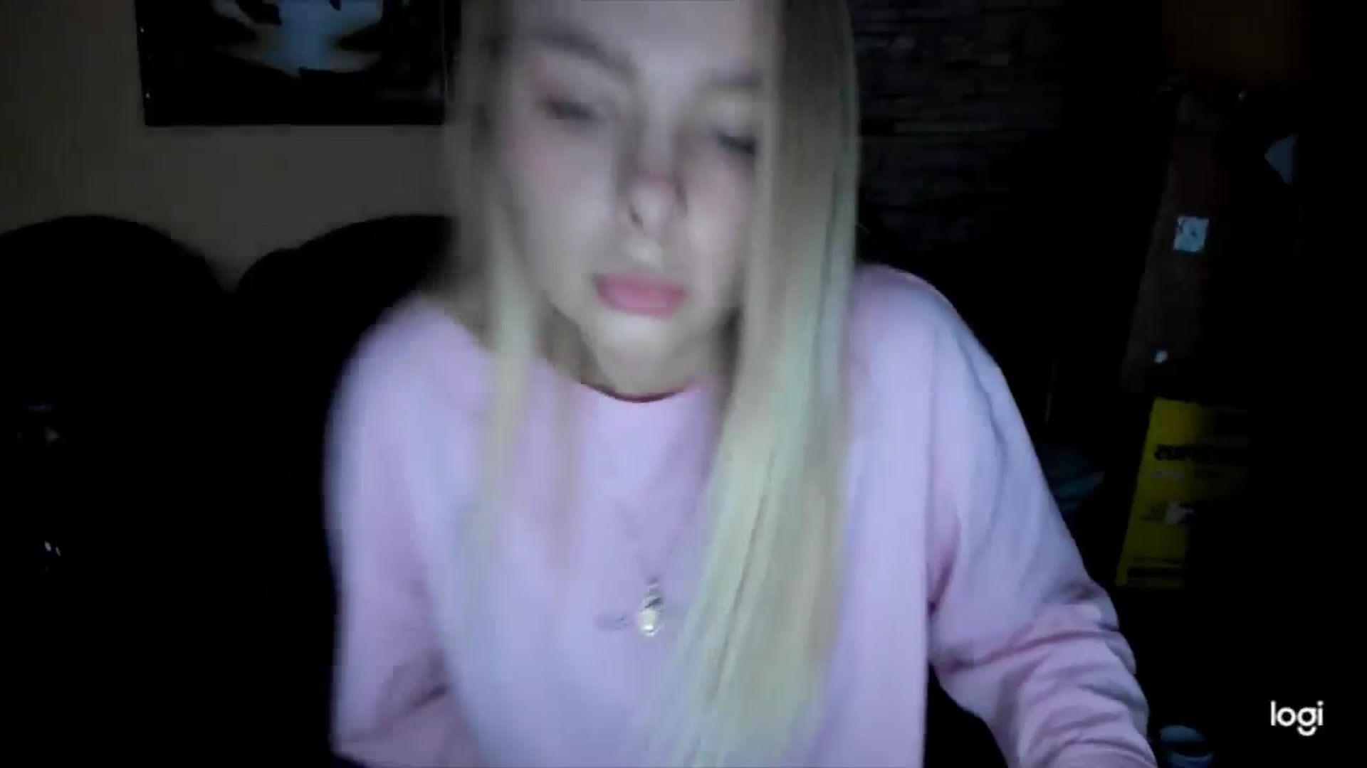 Gallery image thumbnail from YourPupsik's myfreecams stream on, 12/24/2024, 14:01 image 18 of 20