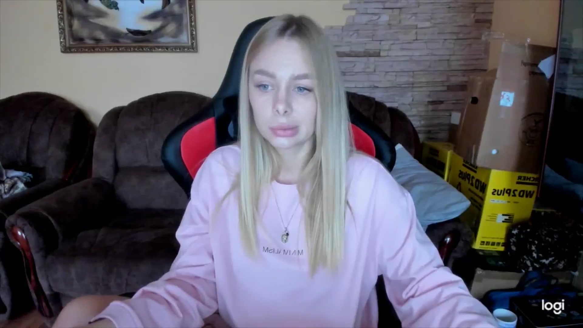 Gallery image thumbnail from YourPupsik's myfreecams stream on, 12/24/2024, 14:01 image 2 of 20