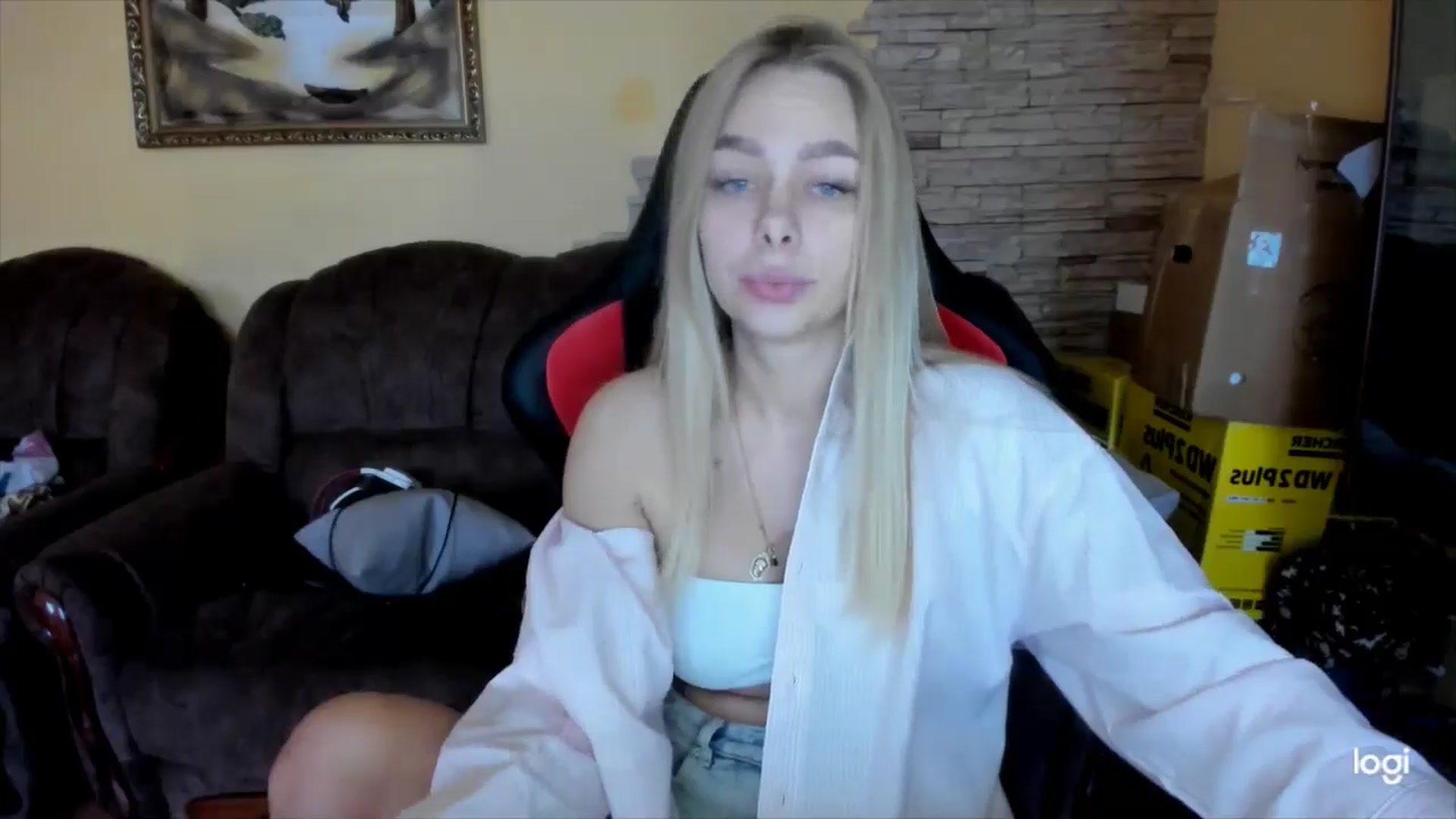Gallery image thumbnail from YourPupsik's myfreecams stream on, 12/25/2024, 11:08 image 19 of 20
