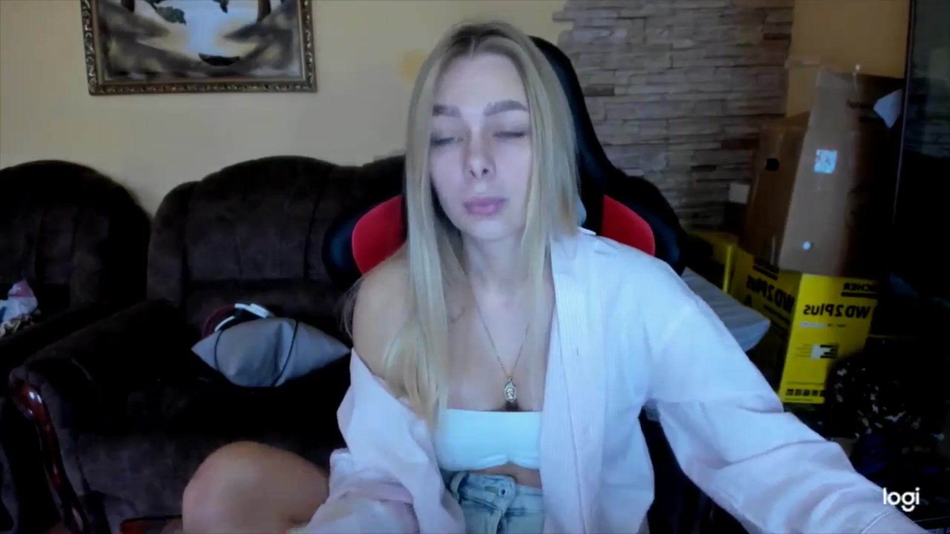 Gallery image thumbnail from YourPupsik's myfreecams stream on, 12/25/2024, 11:47 image 6 of 20