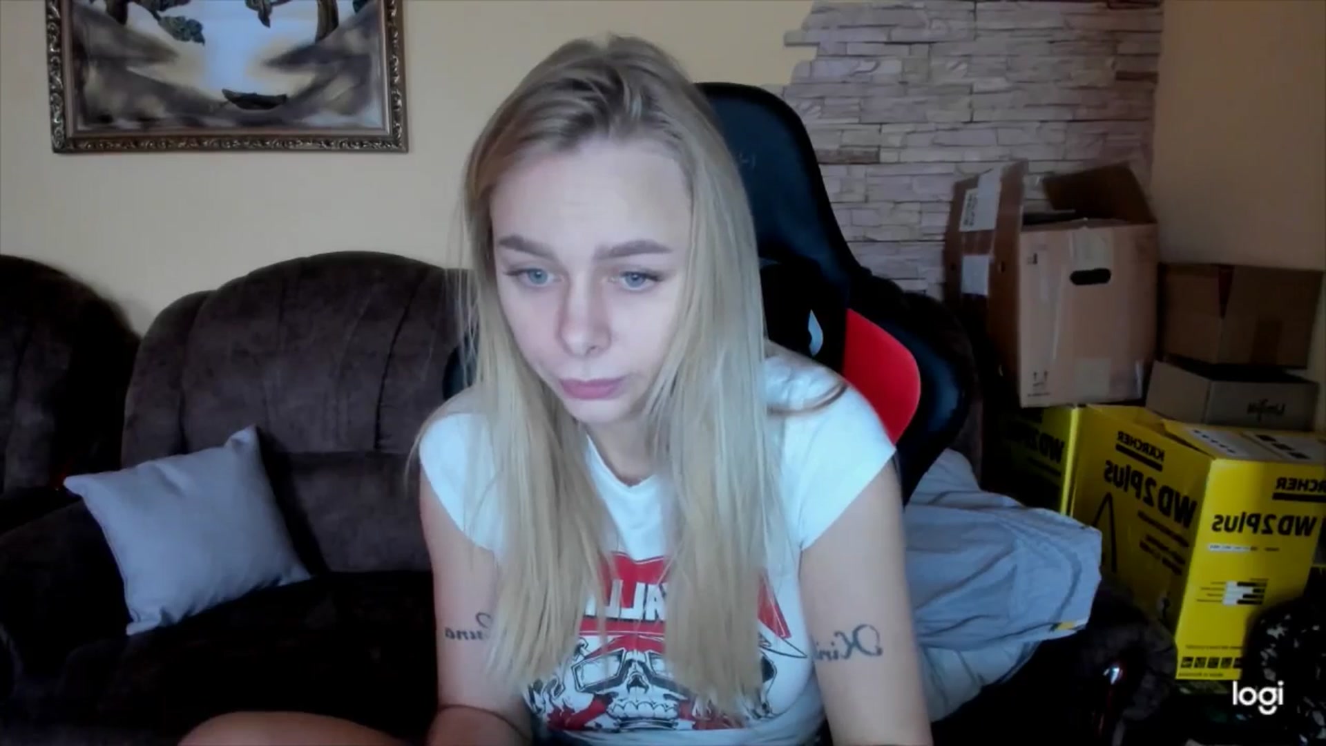 Gallery image thumbnail from YourPupsik's myfreecams stream on, 12/26/2024, 08:07 image 8 of 20