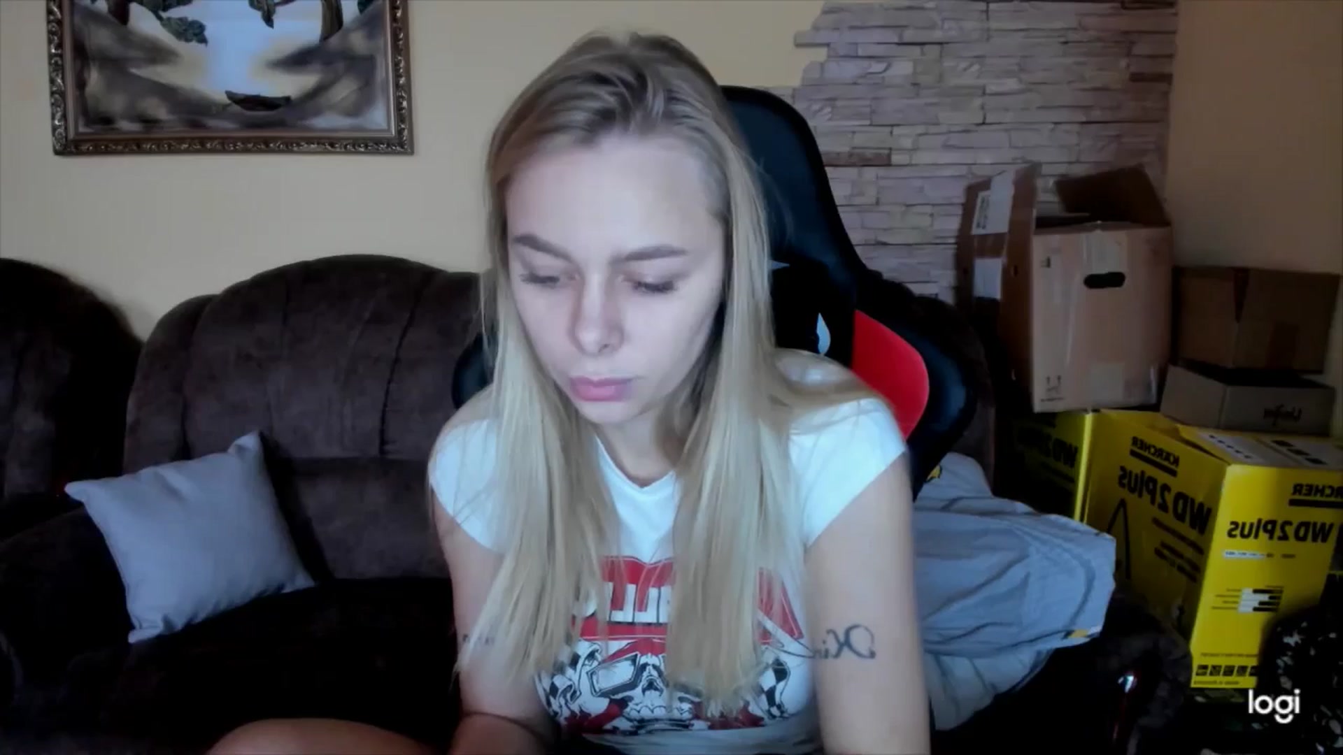 Gallery image thumbnail from YourPupsik's myfreecams stream on, 12/26/2024, 08:07 image 5 of 20