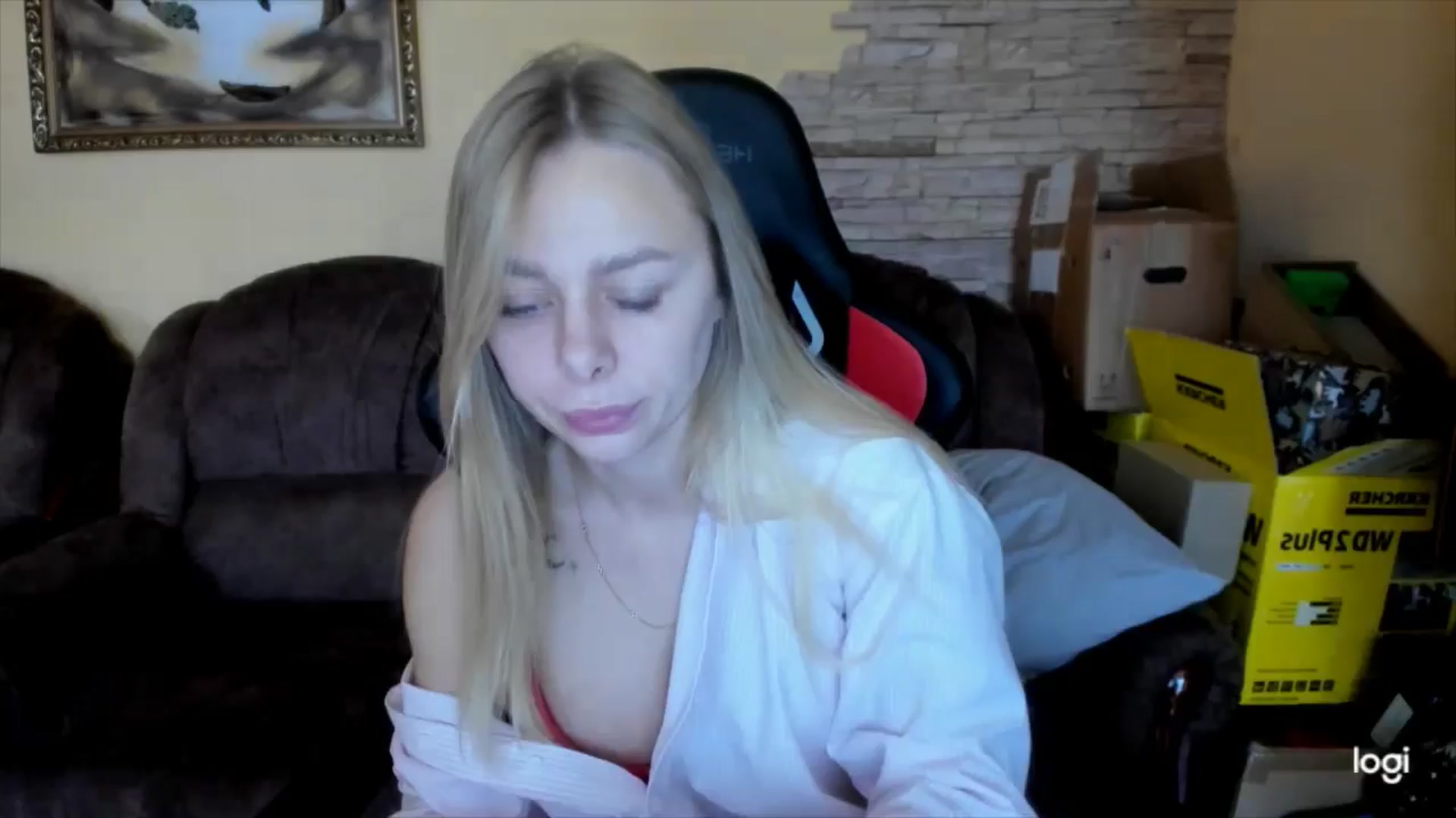Gallery image thumbnail from YourPupsik's myfreecams stream on, 12/27/2024, 07:56 image 9 of 20