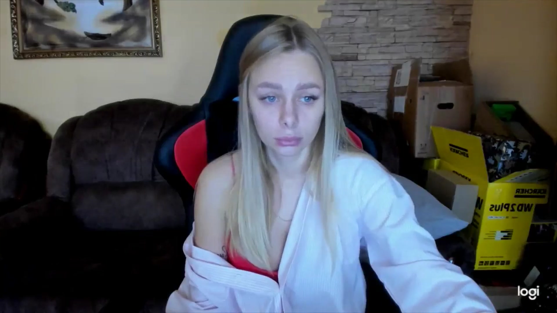 Gallery image thumbnail from YourPupsik's myfreecams stream on, 12/27/2024, 07:56 image 14 of 20