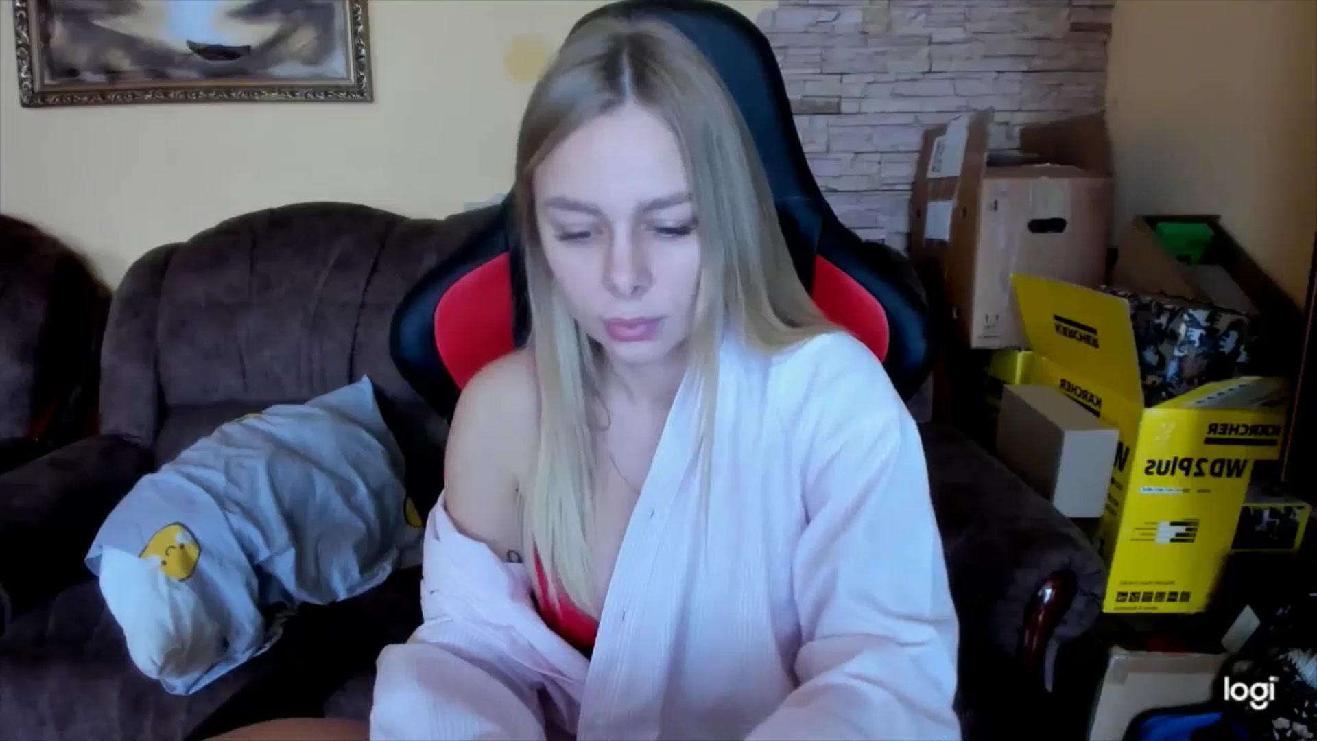 Gallery image thumbnail from YourPupsik's myfreecams stream on, 12/27/2024, 09:39 image 5 of 20
