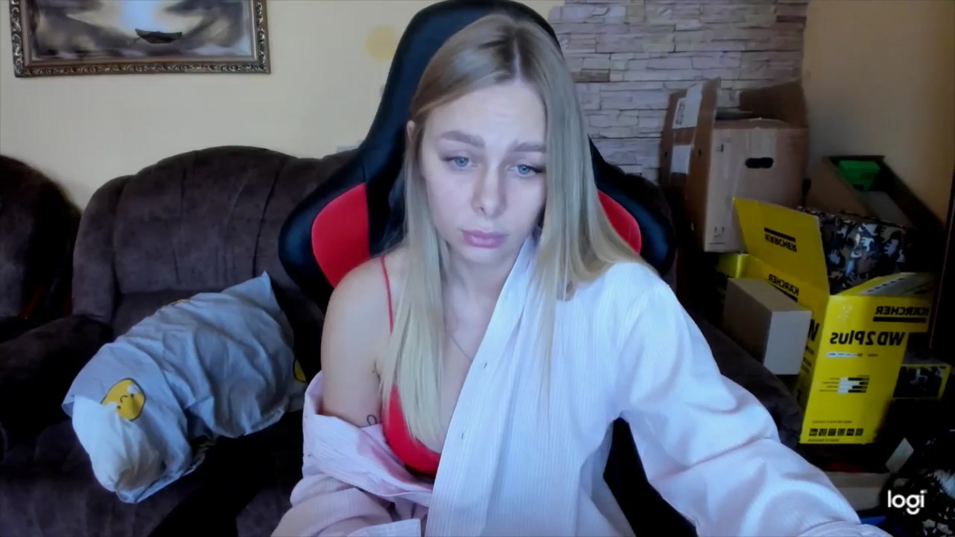 Gallery image thumbnail from YourPupsik's myfreecams stream on, 12/27/2024, 09:39 image 12 of 20