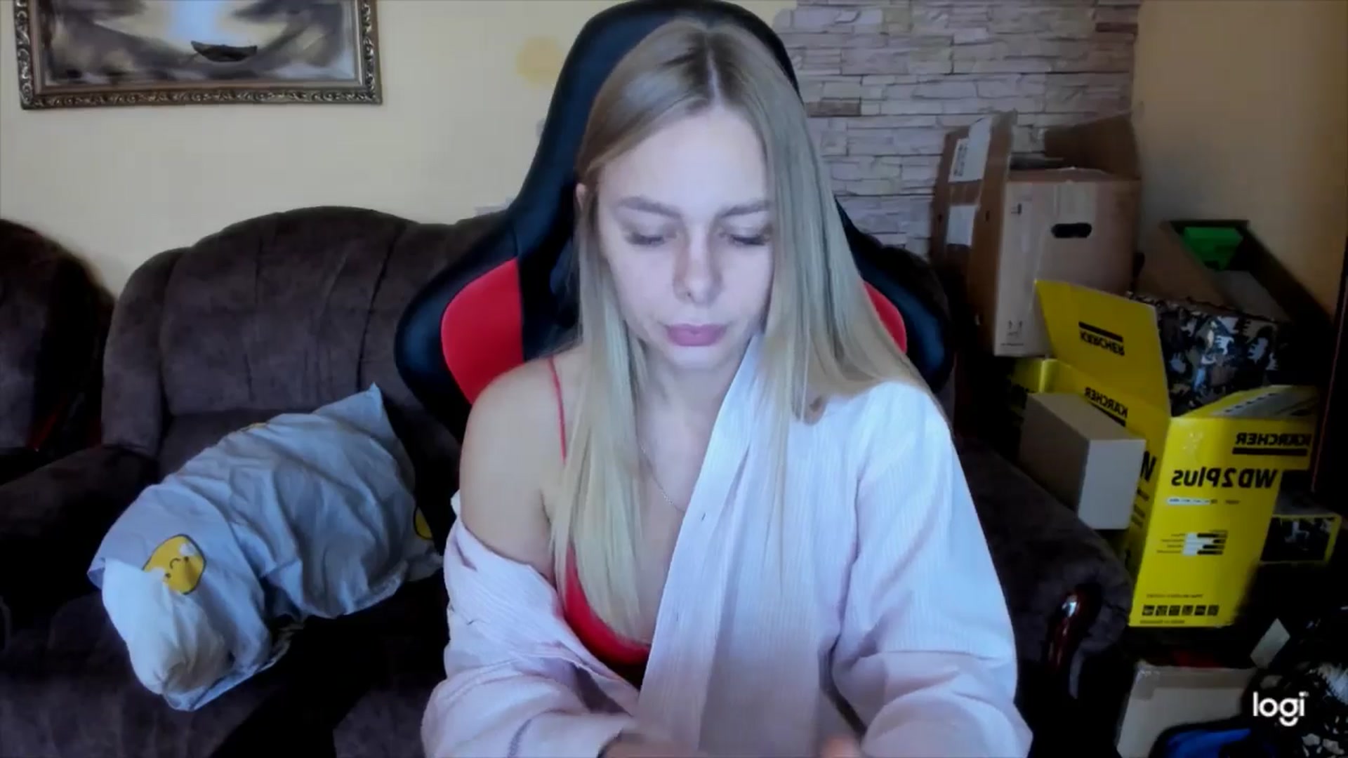 Gallery image thumbnail from YourPupsik's myfreecams stream on, 12/27/2024, 09:39 image 13 of 20