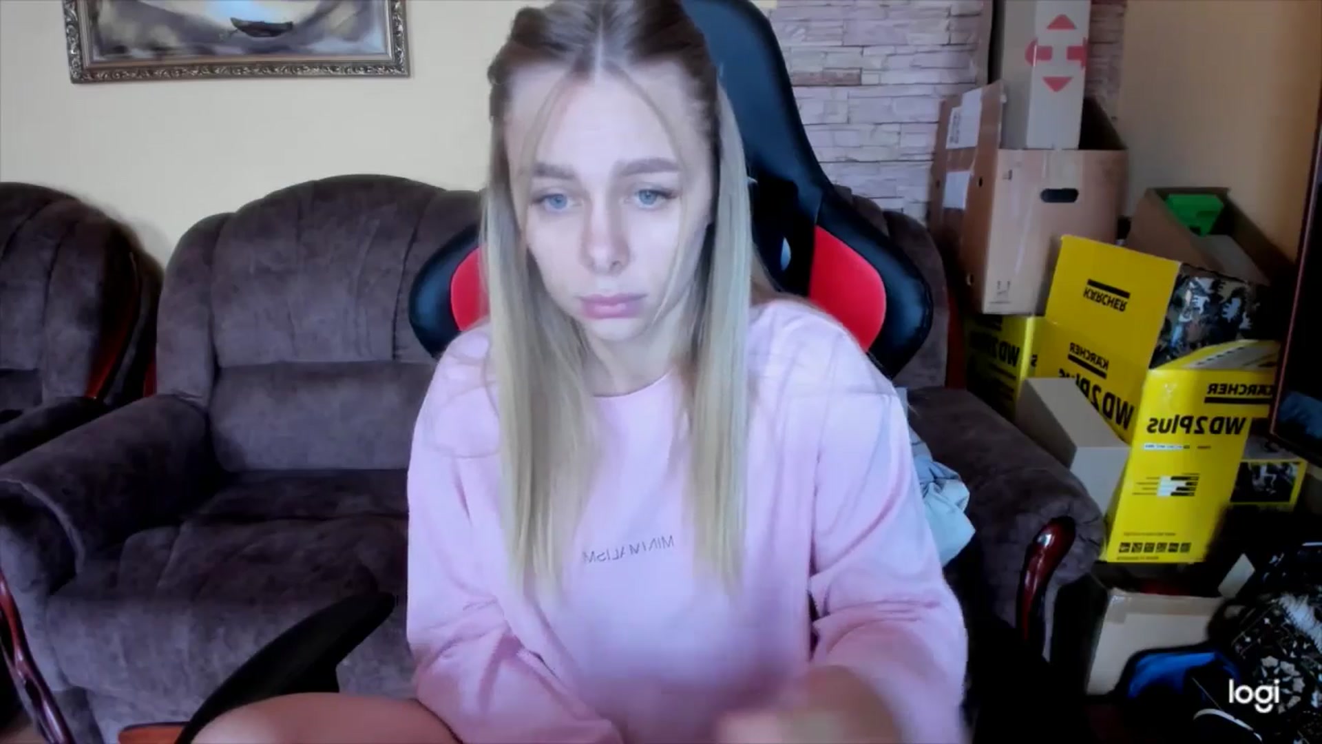 Gallery image thumbnail from YourPupsik's myfreecams stream on, 12/29/2024, 11:19 image 14 of 20
