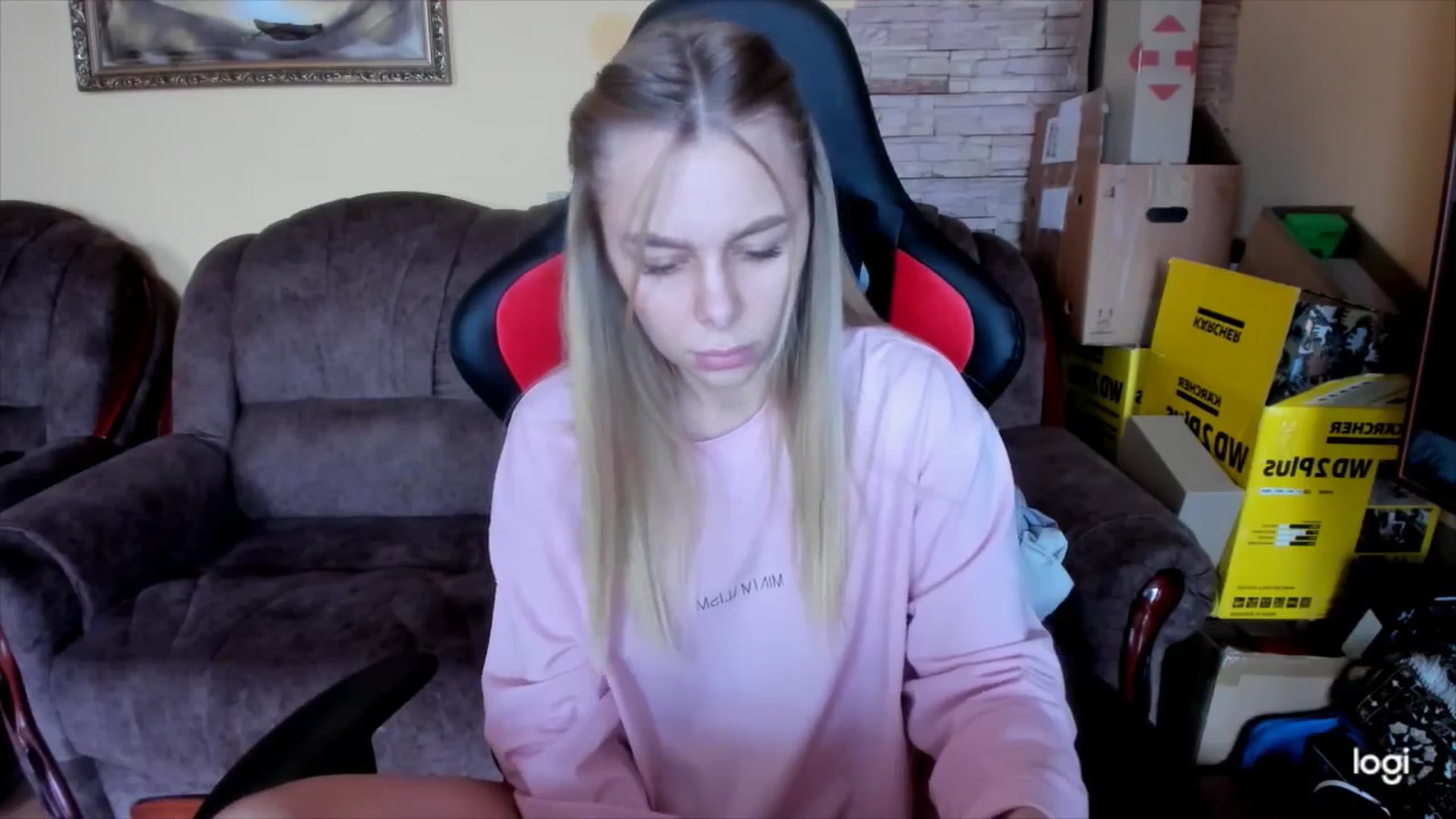 Gallery image thumbnail from YourPupsik's myfreecams stream on, 12/29/2024, 11:19 image 16 of 20