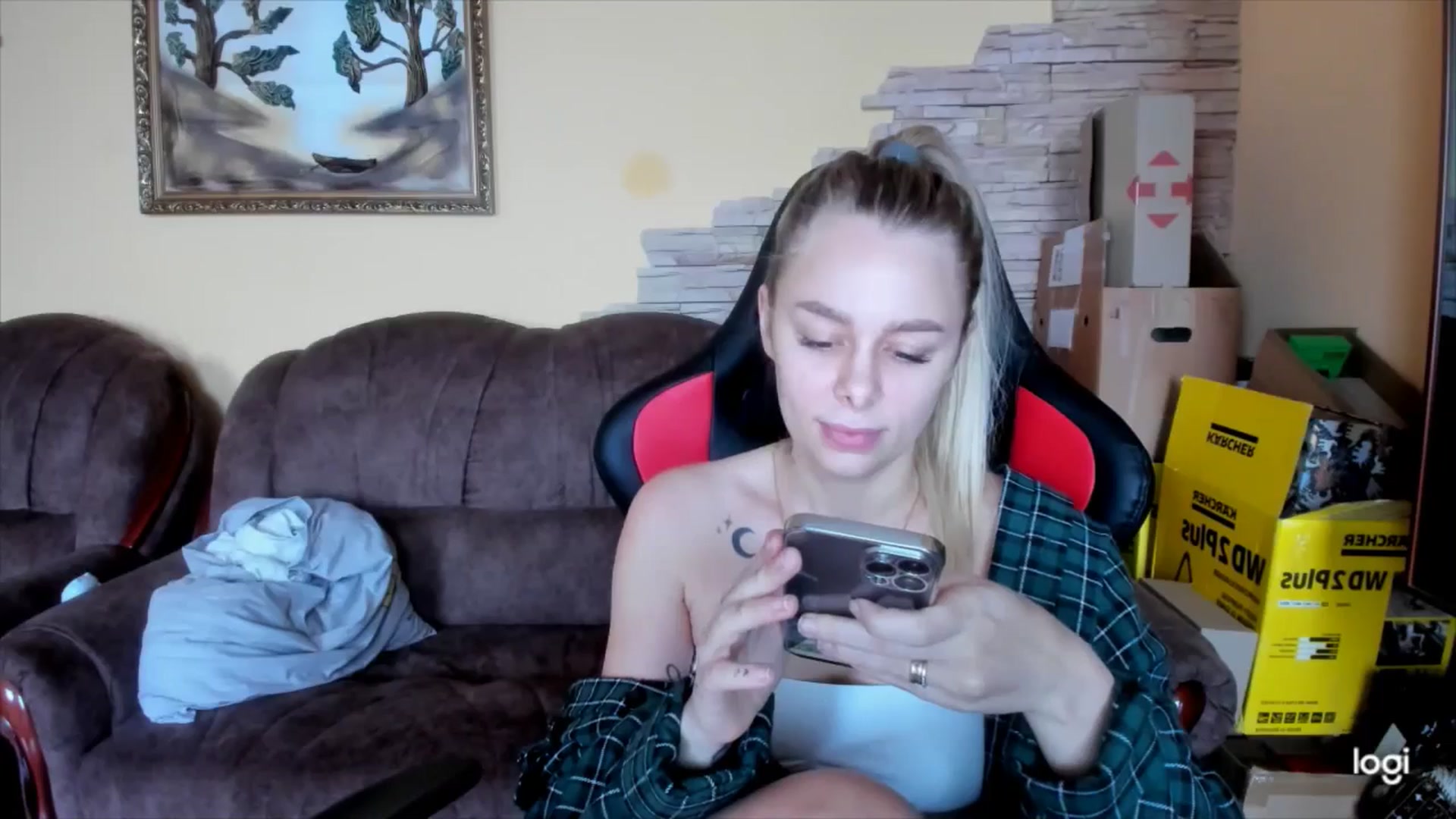 Gallery image thumbnail from YourPupsik's myfreecams stream on, 12/30/2024, 09:30 image 8 of 20
