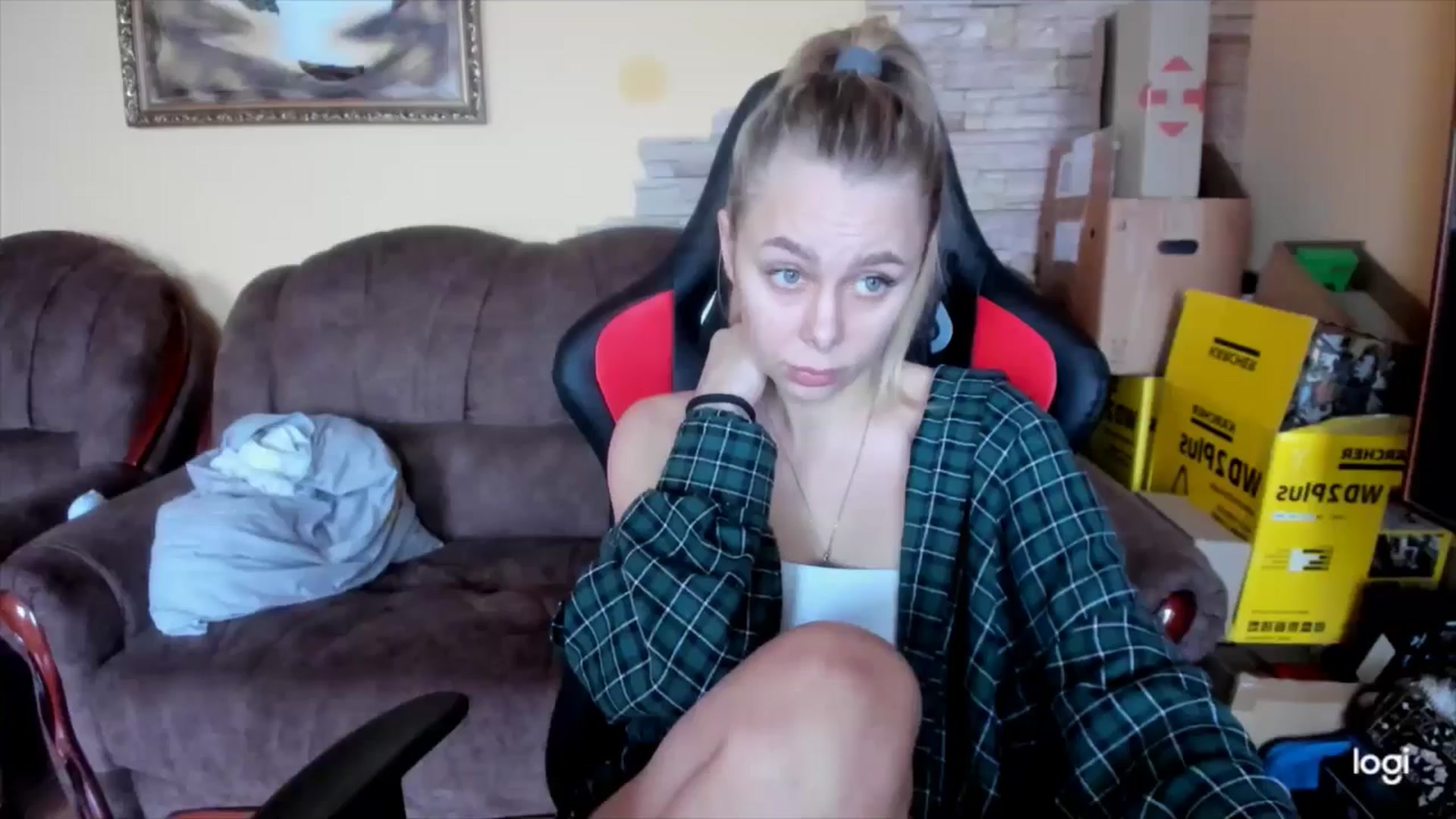 Gallery image thumbnail from YourPupsik's myfreecams stream on, 12/30/2024, 09:30 image 10 of 20