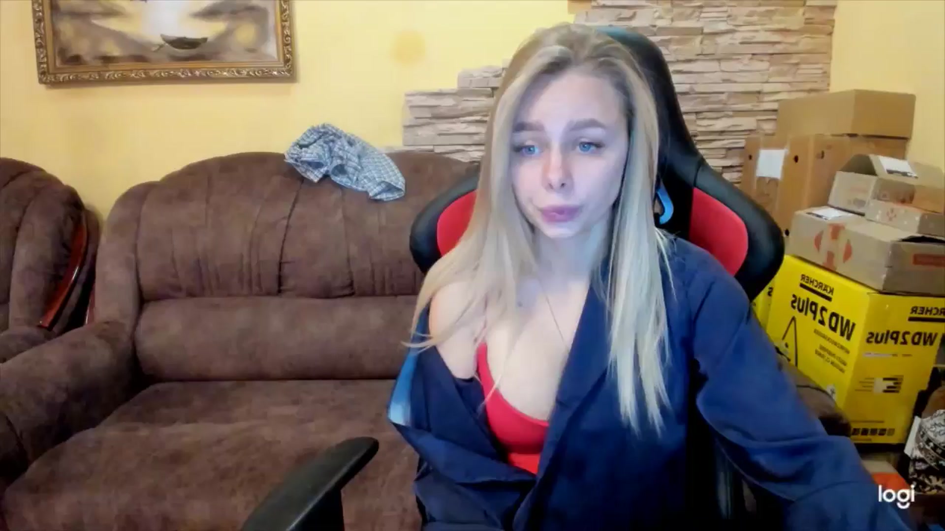 Gallery image thumbnail from YourPupsik's myfreecams stream on, 01/01/2025, 15:36 image 15 of 20