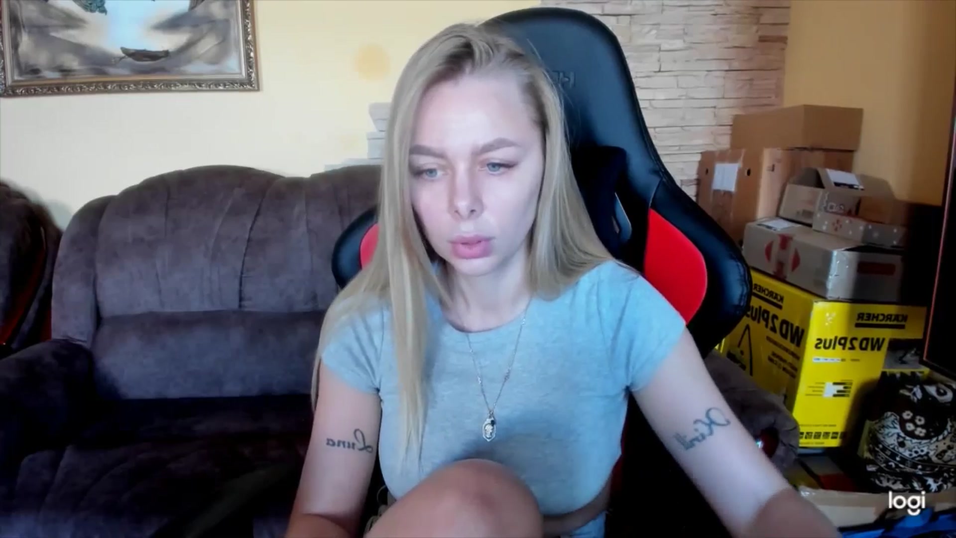 Gallery image thumbnail from YourPupsik's myfreecams stream on, 01/02/2025, 13:58 image 10 of 20