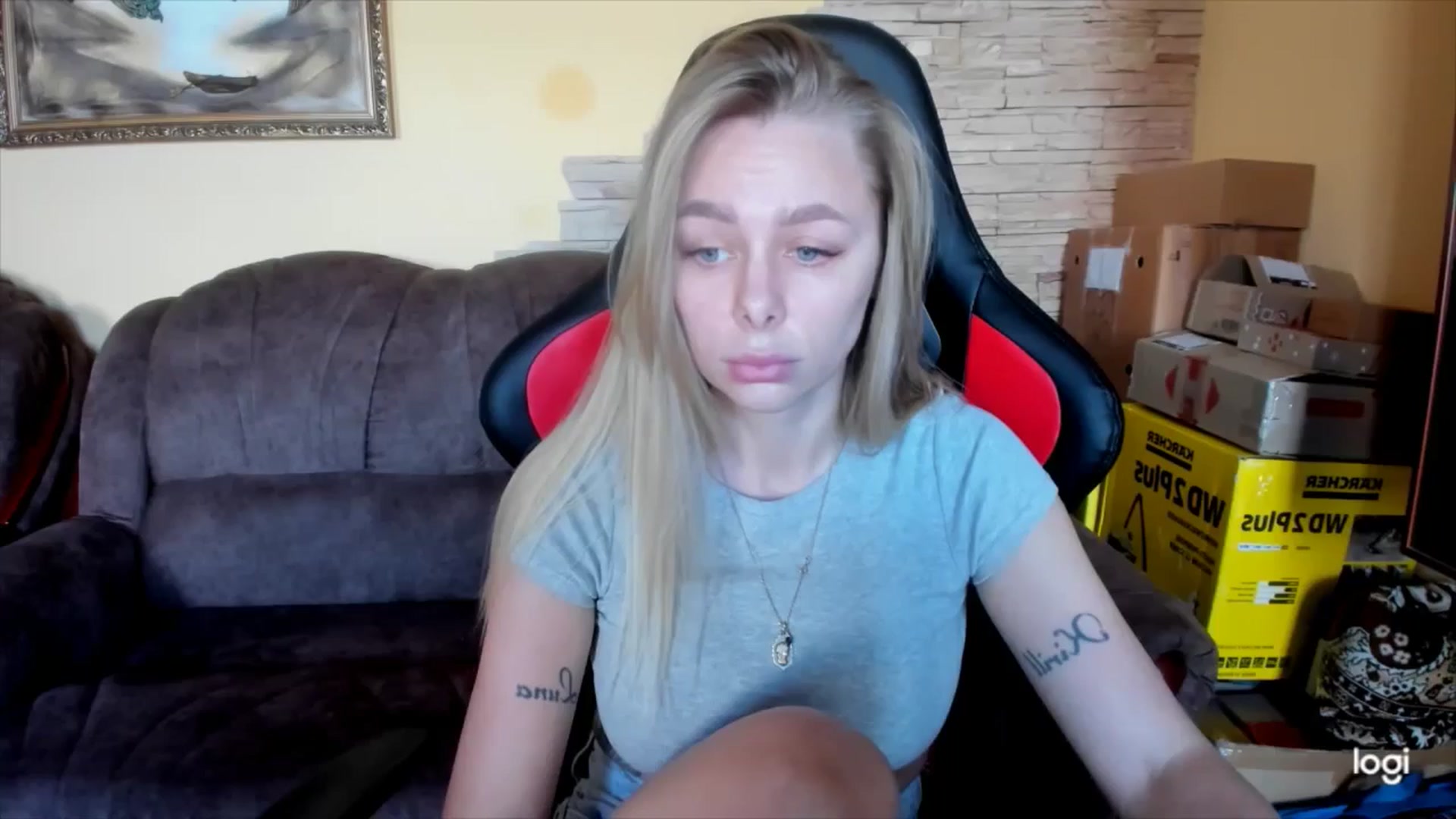 Gallery image thumbnail from YourPupsik's myfreecams stream on, 01/02/2025, 13:58 image 9 of 20