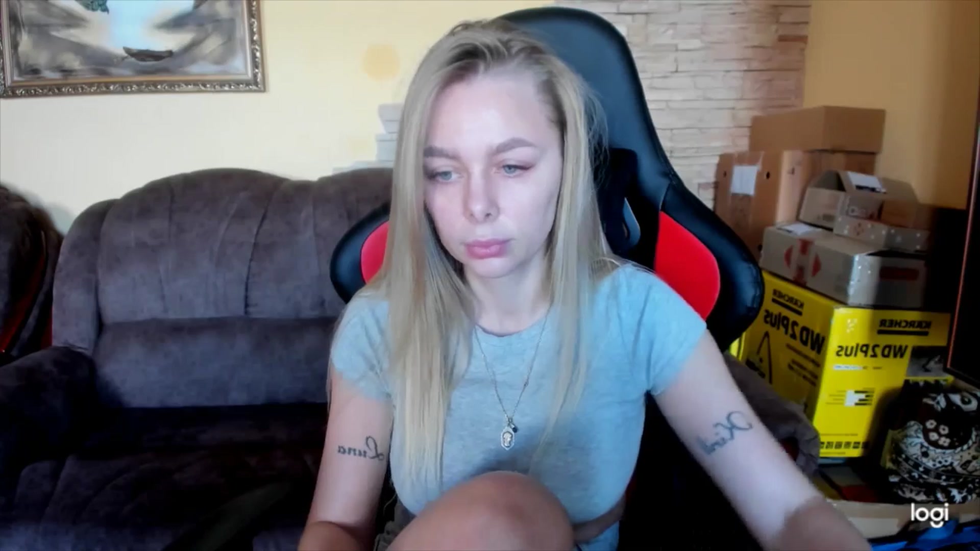 Gallery image thumbnail from YourPupsik's myfreecams stream on, 01/02/2025, 13:58 image 8 of 20