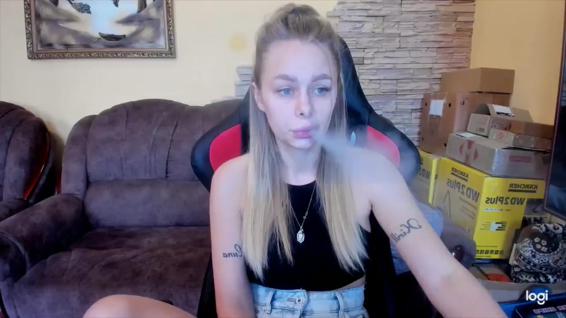 Gallery image thumbnail from YourPupsik's myfreecams stream on, 01/08/2025, 08:31 image 19 of 20