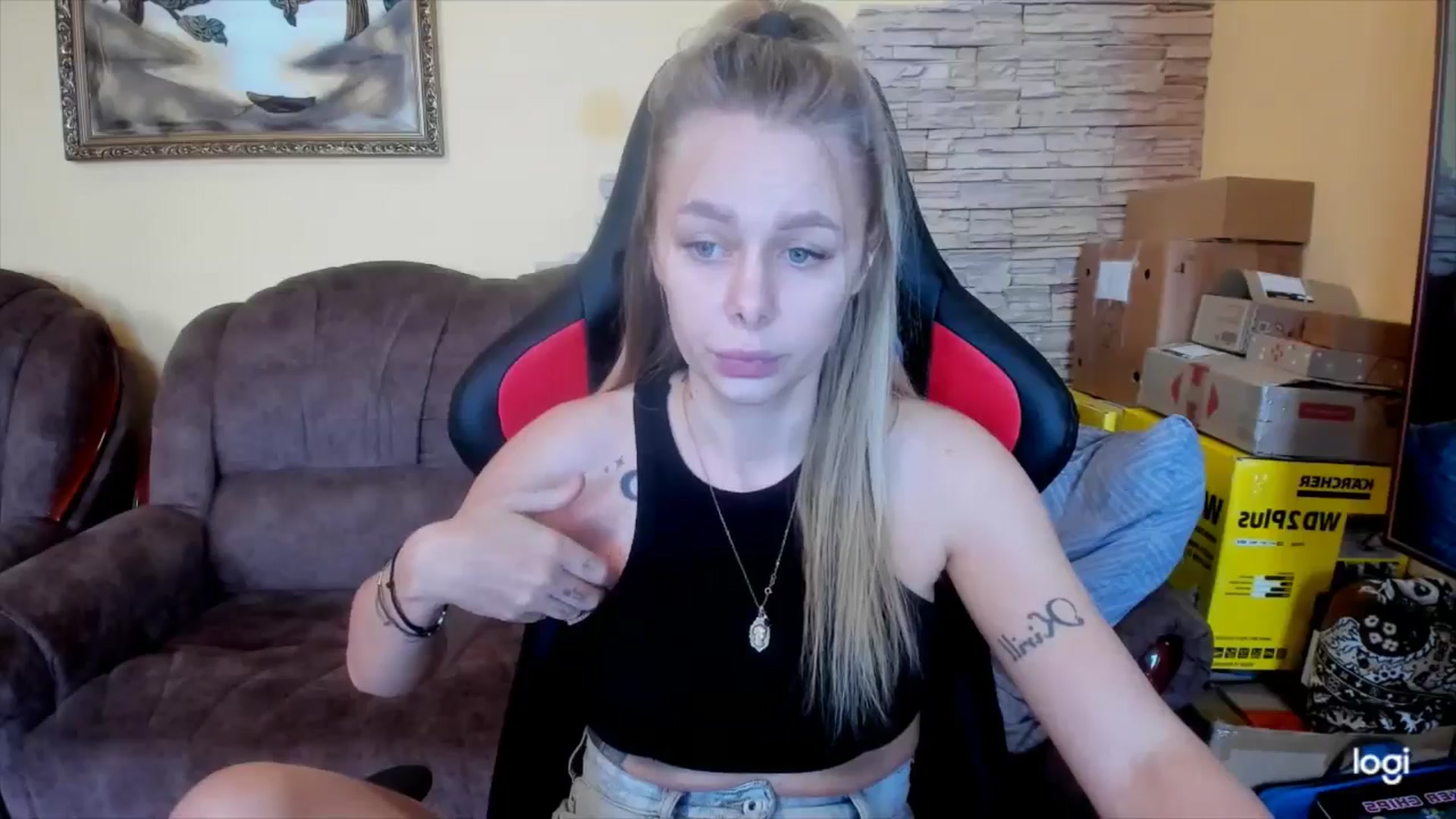 Gallery image thumbnail from YourPupsik's myfreecams stream on, 01/08/2025, 10:14 image 4 of 20
