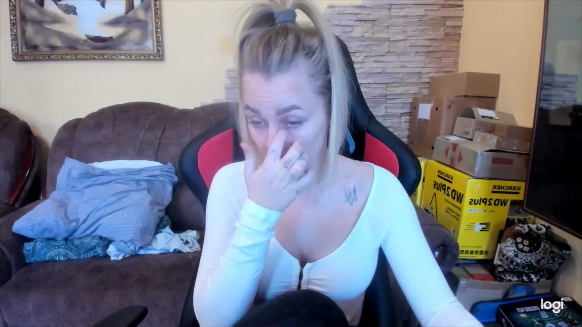 Gallery image thumbnail from YourPupsik's myfreecams stream on, 01/09/2025, 08:39 image 6 of 20