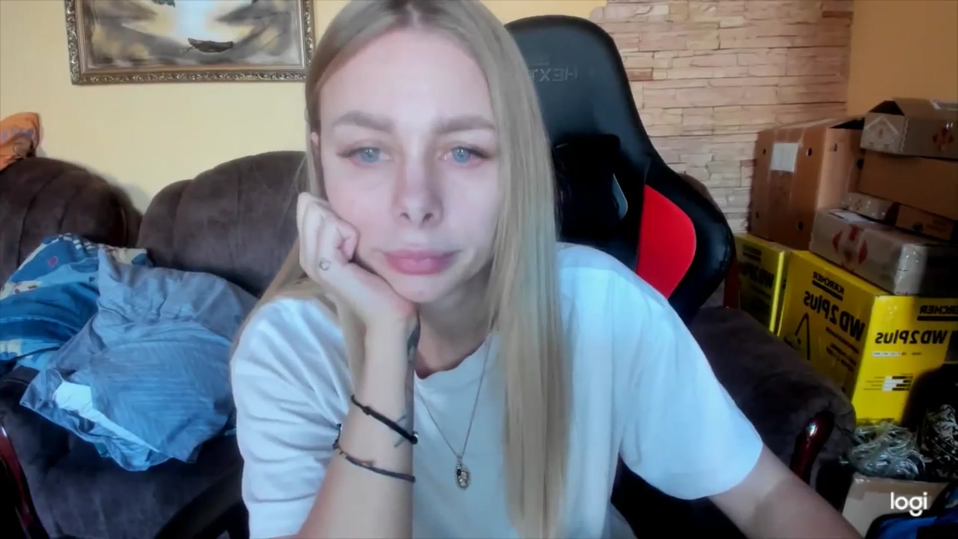 Gallery image thumbnail from YourPupsik's myfreecams stream on, 01/14/2025, 13:26 image 16 of 20