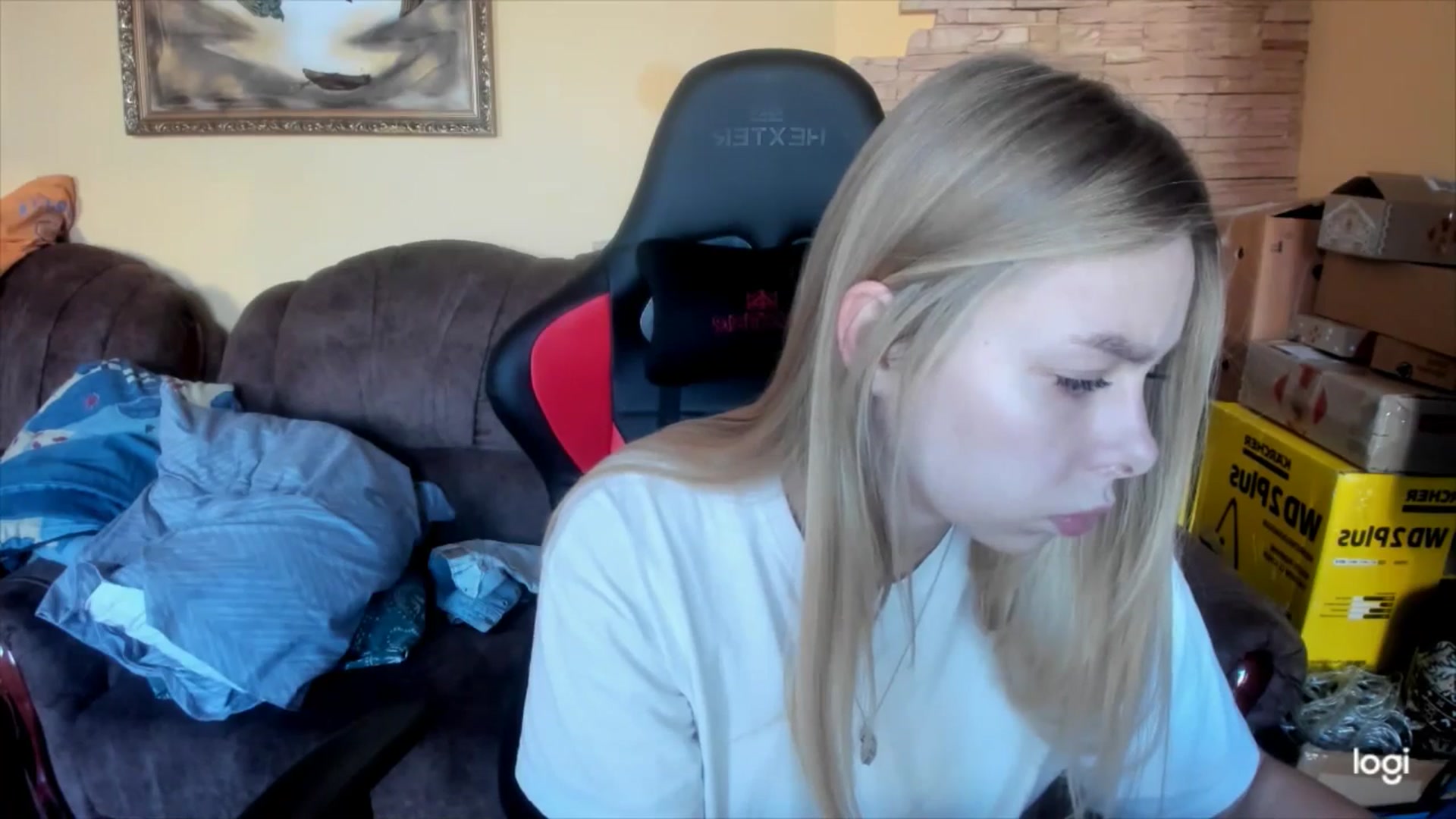 Gallery image thumbnail from YourPupsik's myfreecams stream on, 01/14/2025, 13:54 image 9 of 20