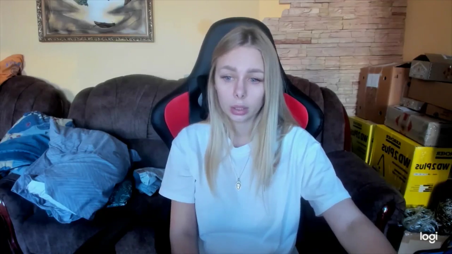 Gallery image thumbnail from YourPupsik's myfreecams stream on, 01/14/2025, 13:54 image 10 of 20