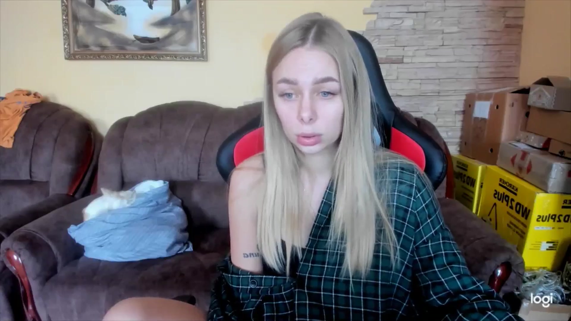 Gallery image thumbnail from YourPupsik's myfreecams stream on, 01/15/2025, 09:16 image 18 of 20