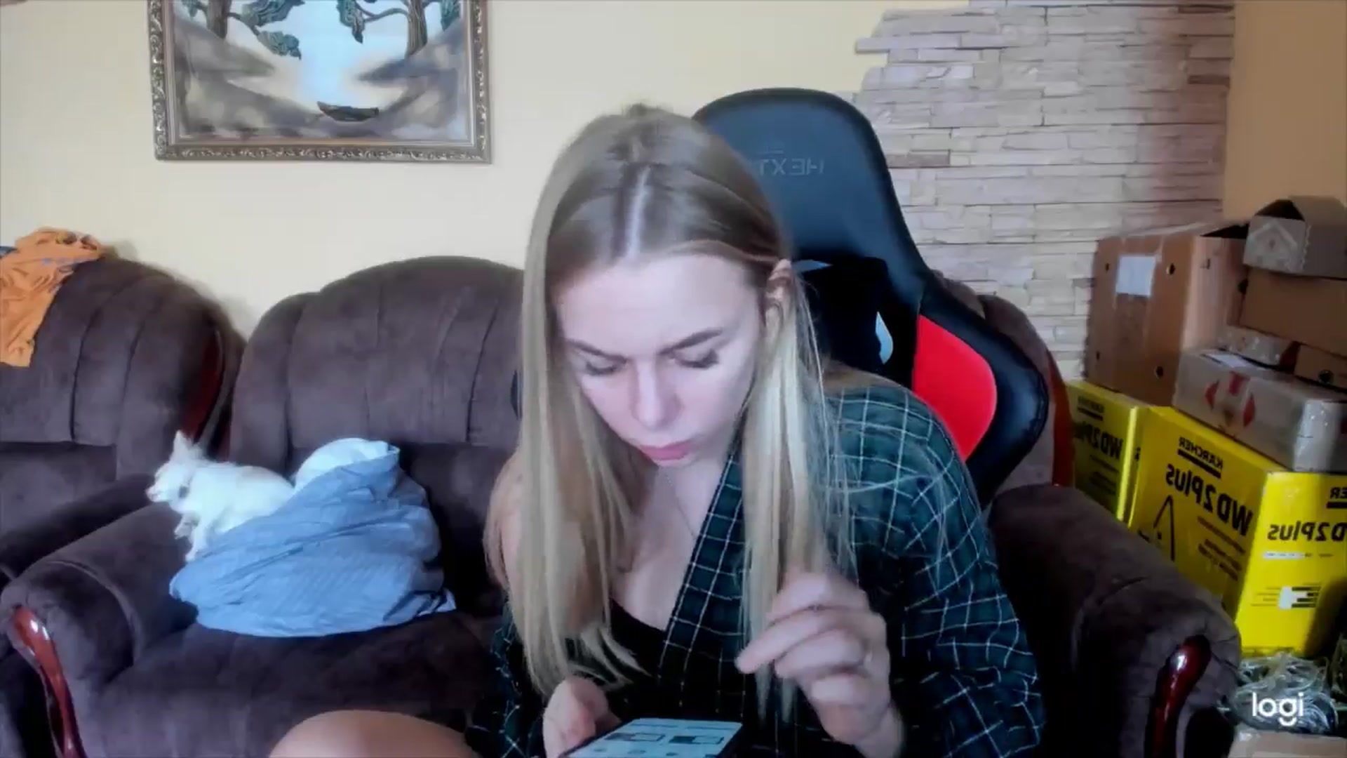 Gallery image thumbnail from YourPupsik's myfreecams stream on, 01/15/2025, 09:49 image 16 of 20