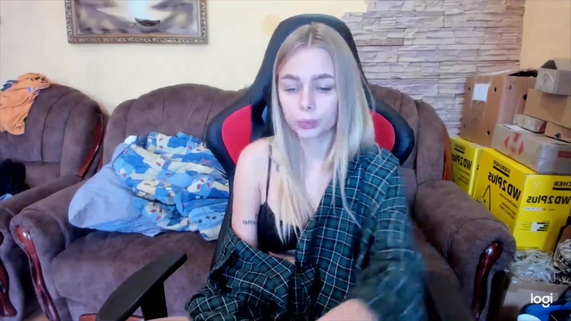 Gallery image thumbnail from YourPupsik's myfreecams stream on, 01/16/2025, 11:03 image 13 of 20