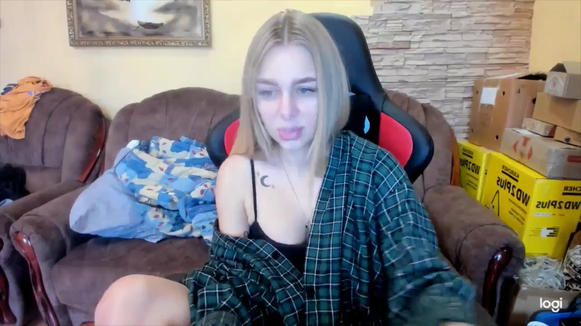 Gallery image thumbnail from YourPupsik's myfreecams stream on, 01/16/2025, 11:03 image 3 of 20