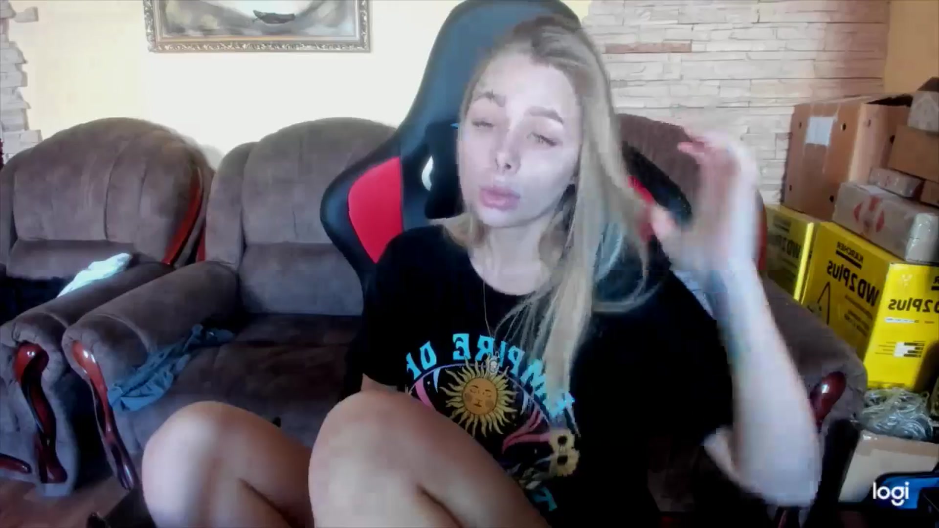 Gallery image thumbnail from YourPupsik's myfreecams stream on, 01/18/2025, 10:22 image 19 of 20