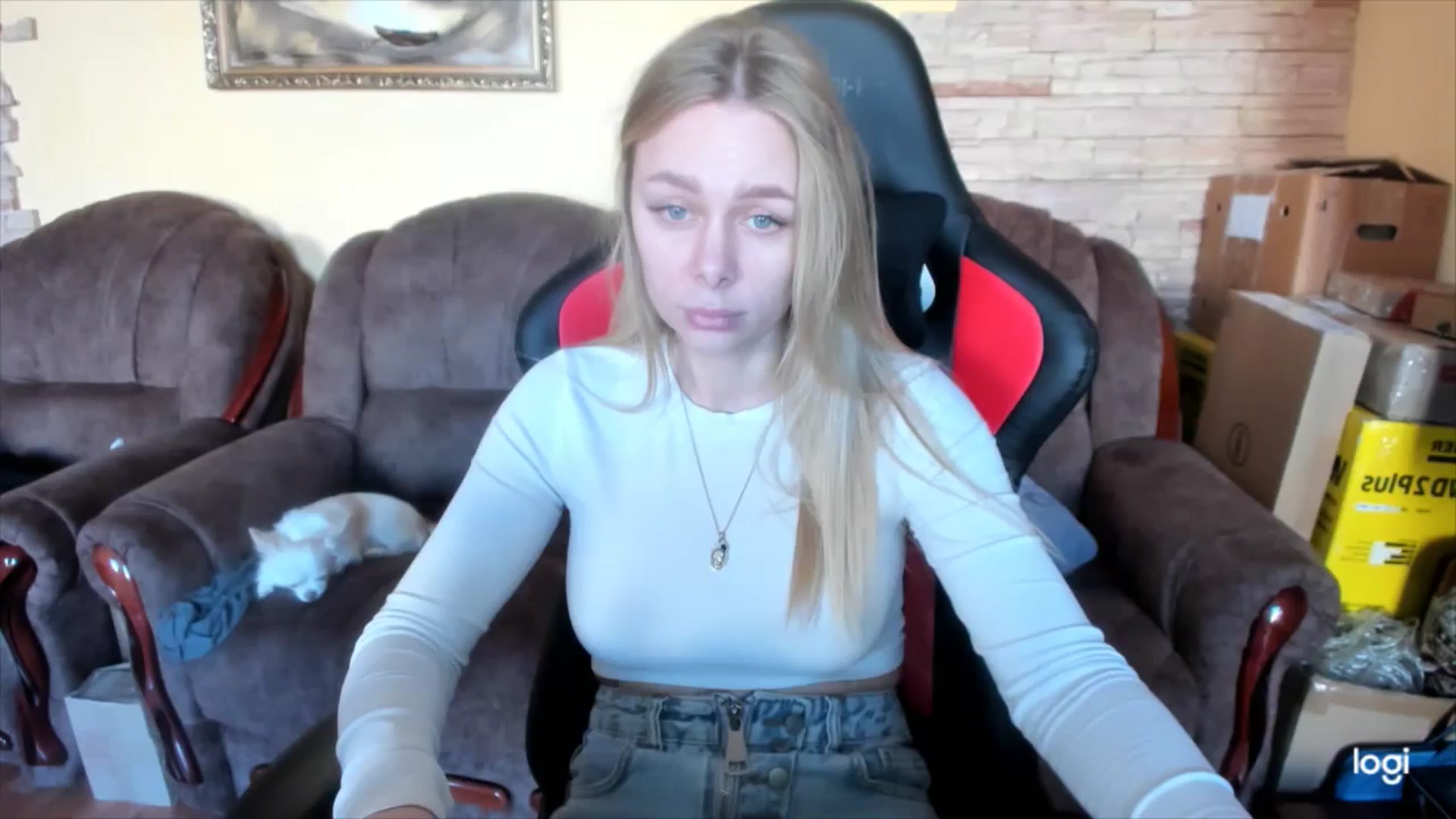 Gallery image thumbnail from YourPupsik's myfreecams stream on, 01/18/2025, 12:34 image 12 of 20