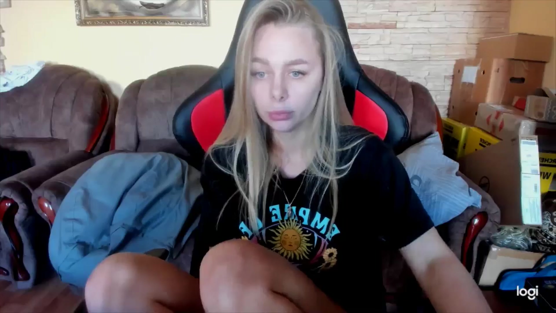 Gallery image thumbnail from YourPupsik's myfreecams stream on, 01/20/2025, 13:31 image 6 of 20