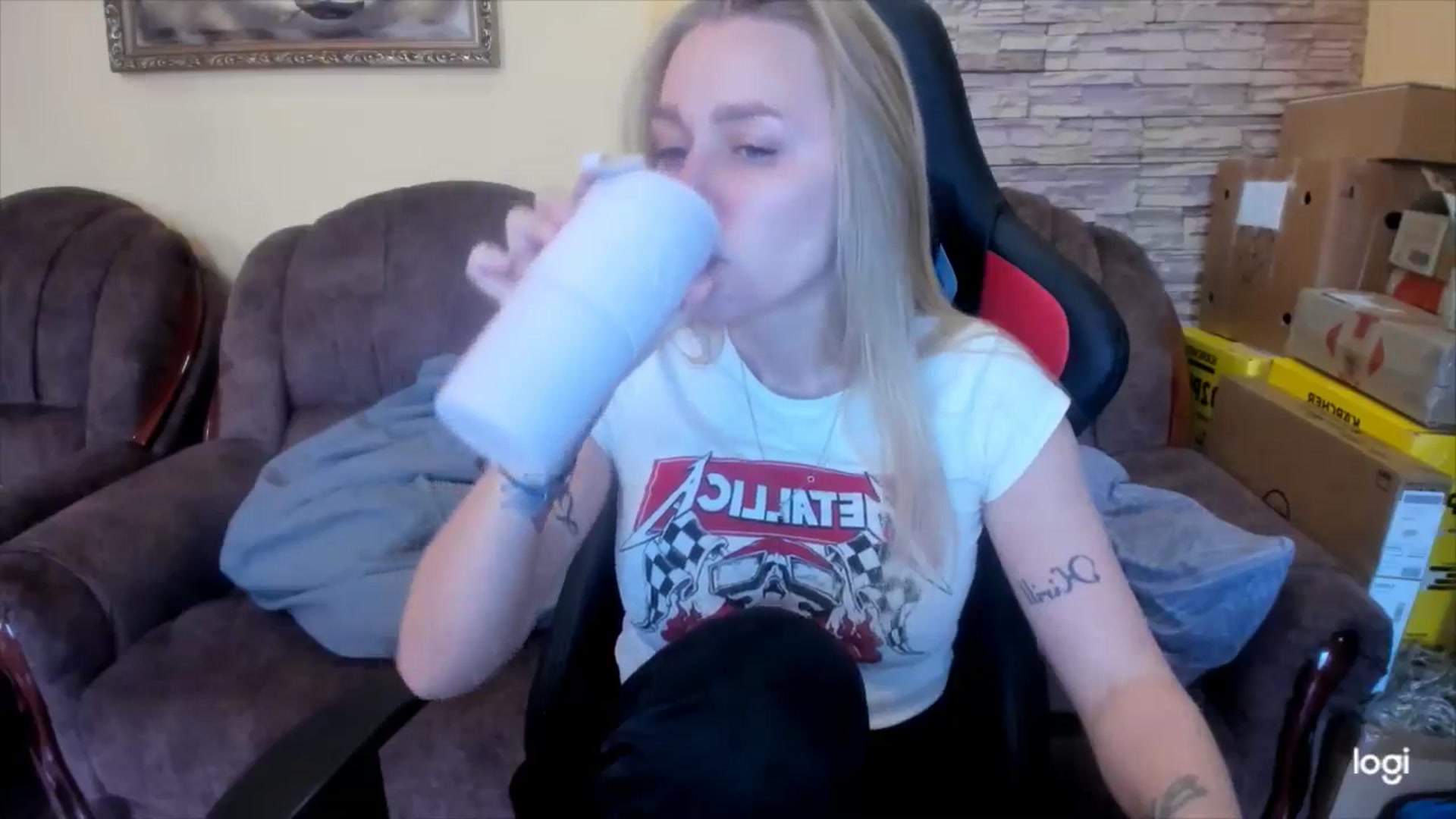 Gallery image thumbnail from YourPupsik's myfreecams stream on, 01/22/2025, 10:09 image 16 of 20